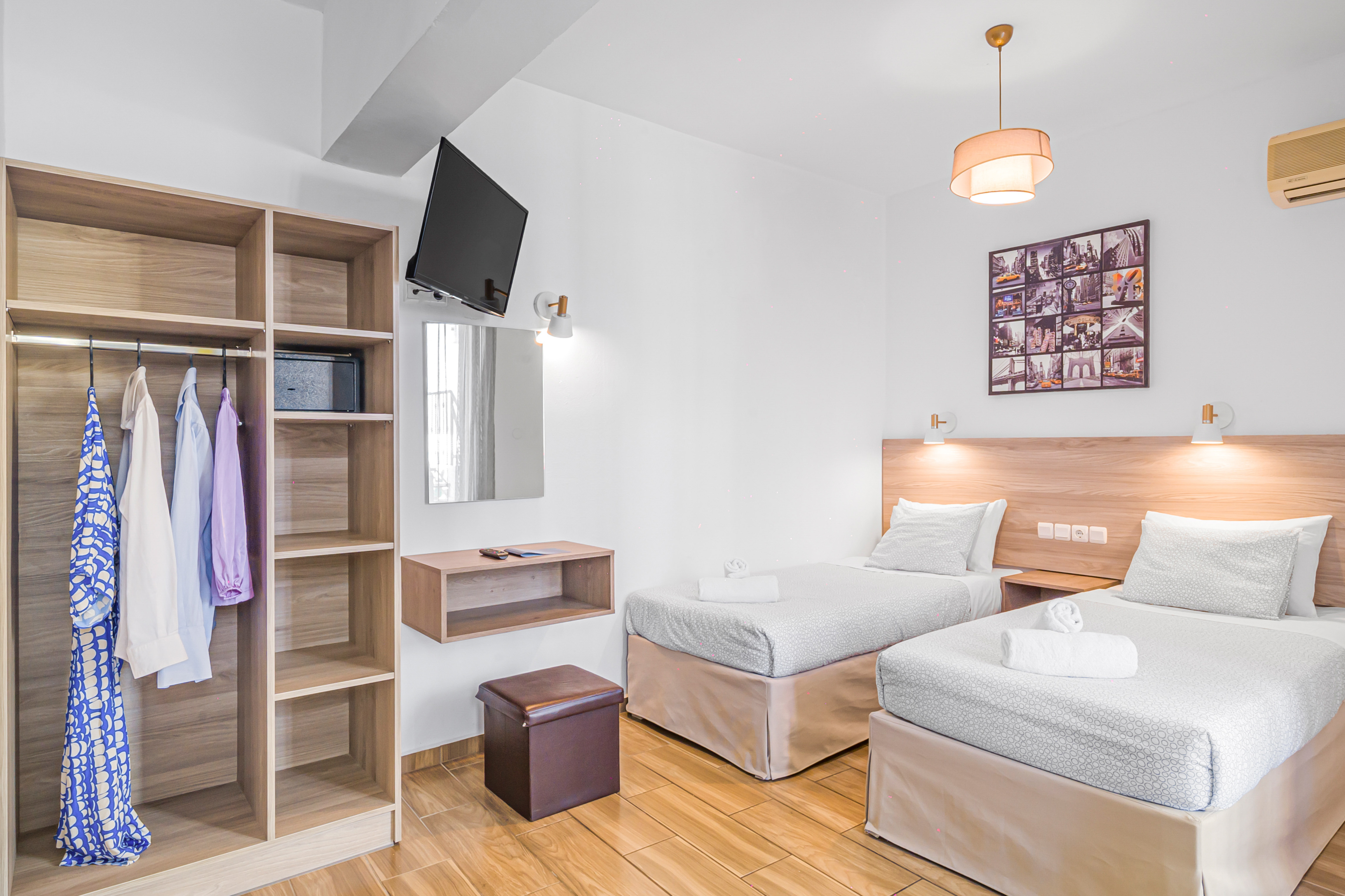 Studio Superior Capacity 2