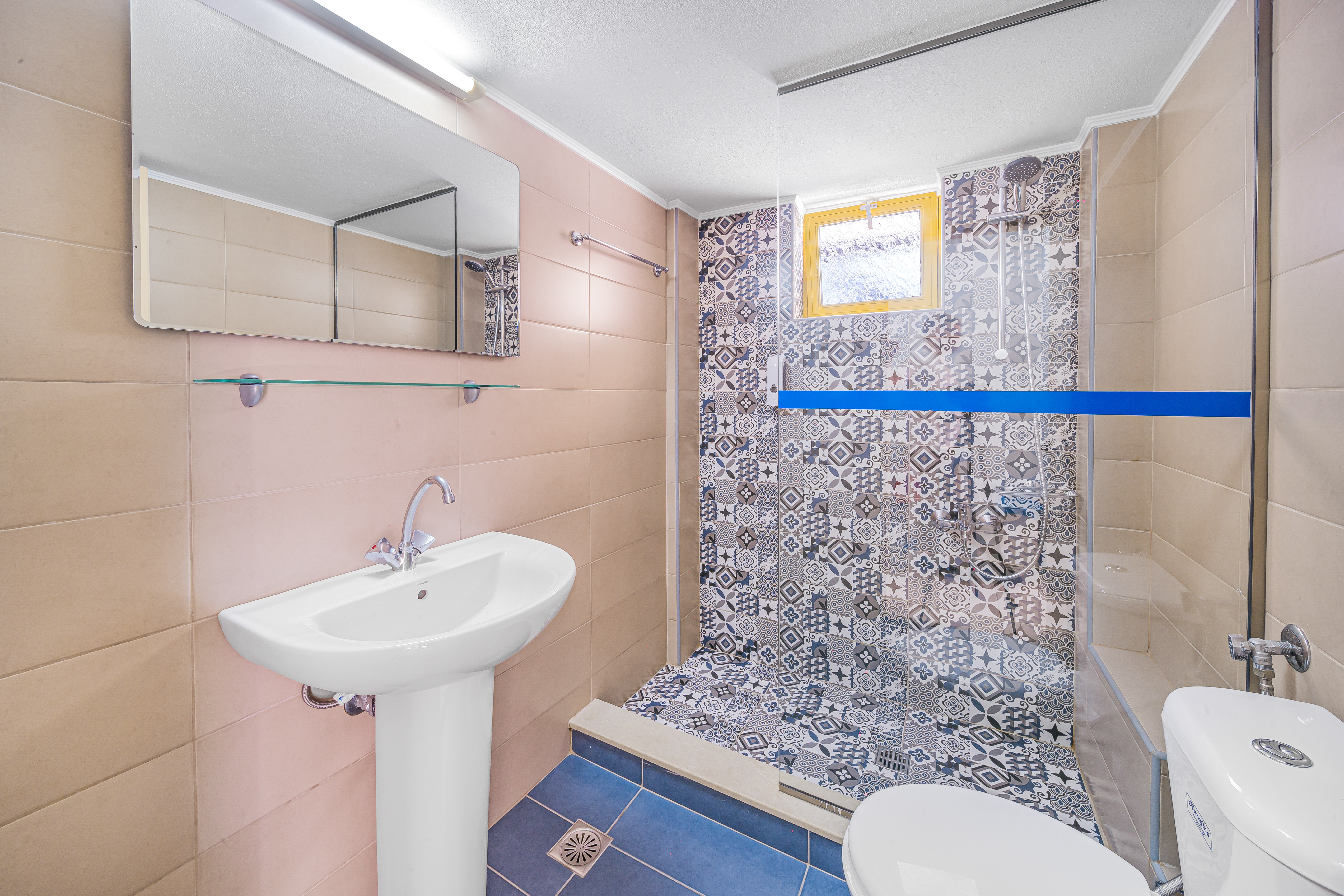 Studio Superior Capacity 3