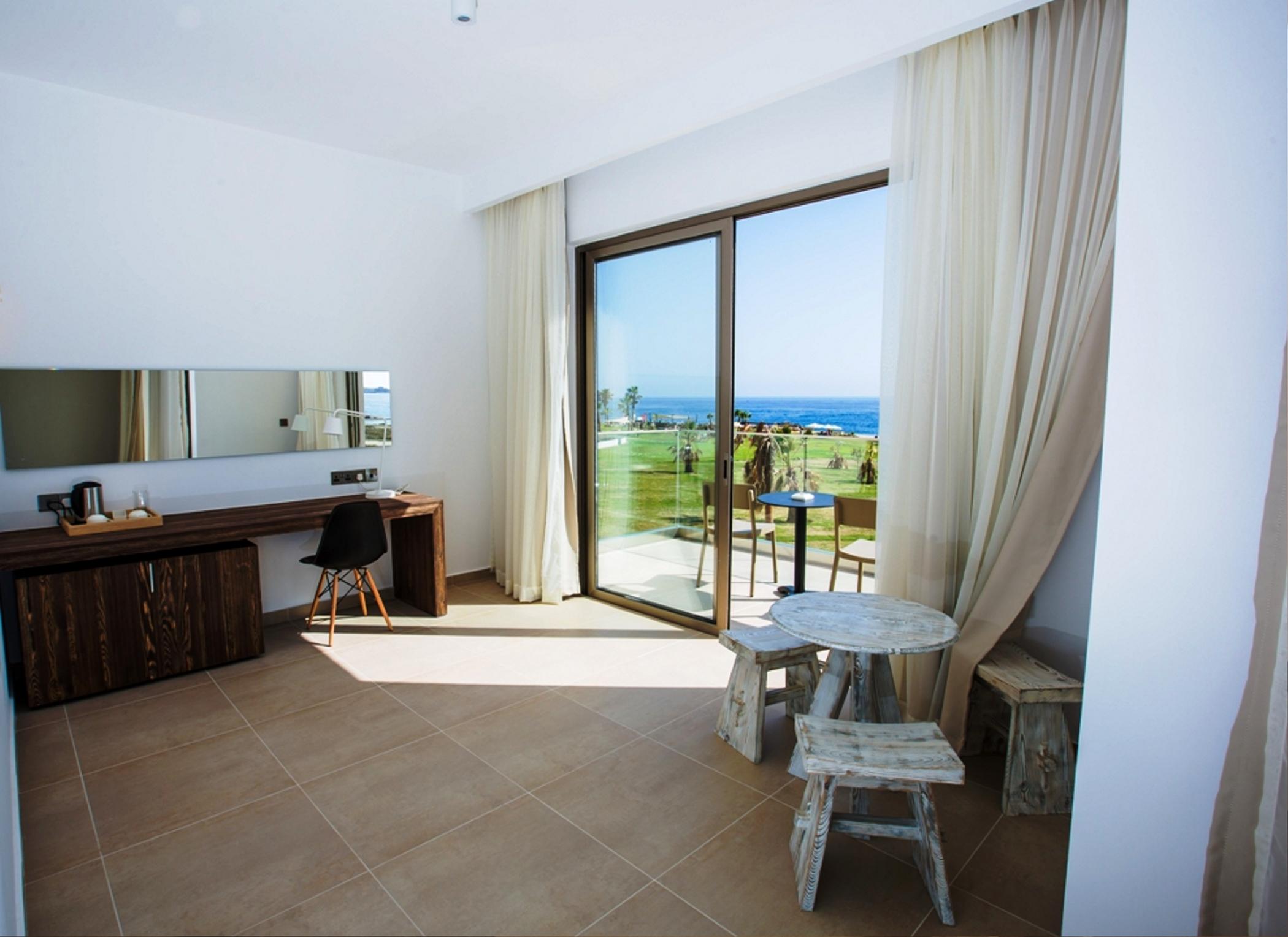 Single Superior Sea View