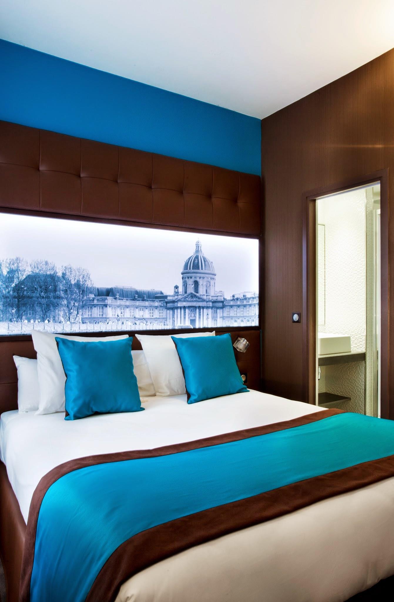 Double Queen Bed Non Smoking