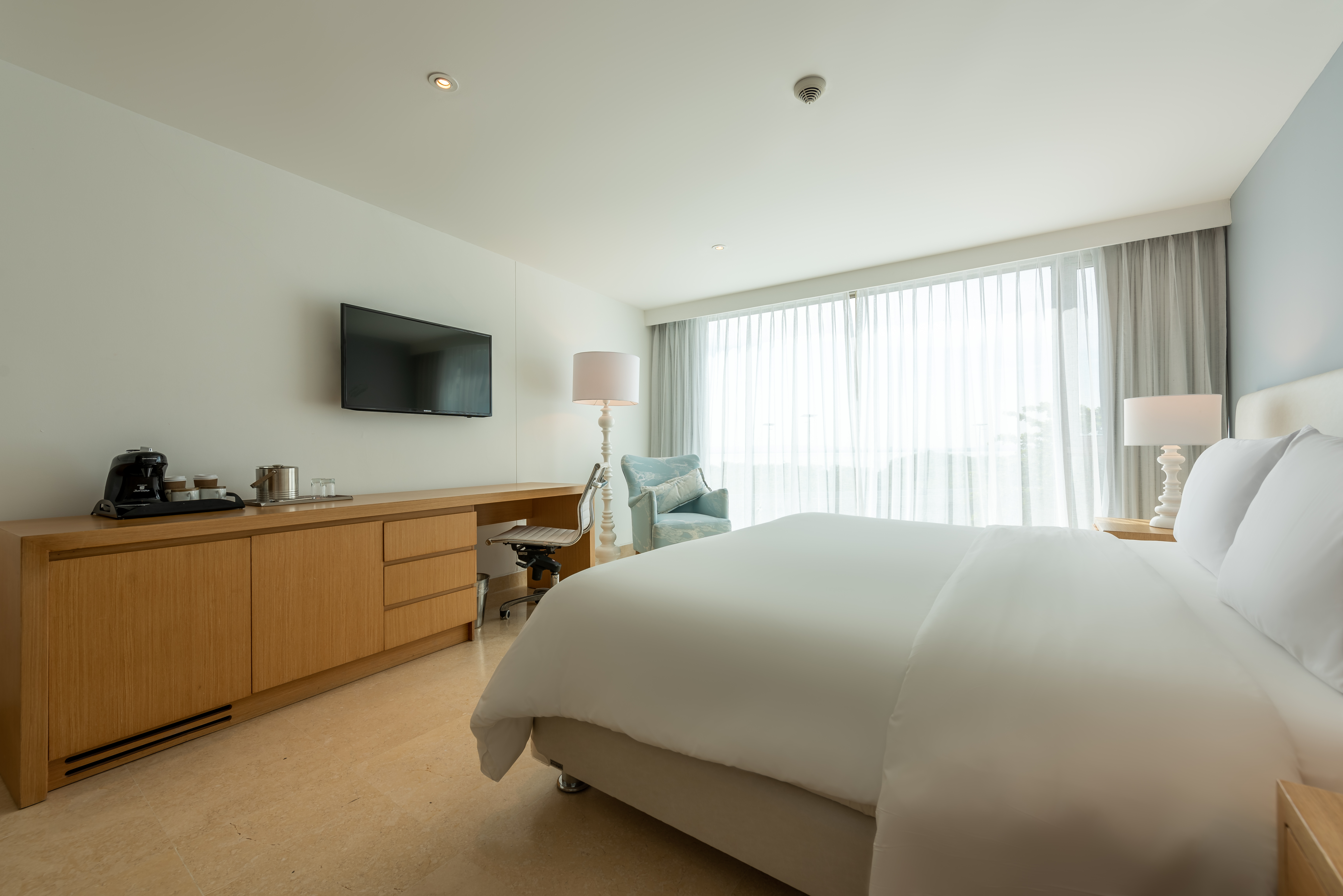 Double Superior Queen Bed