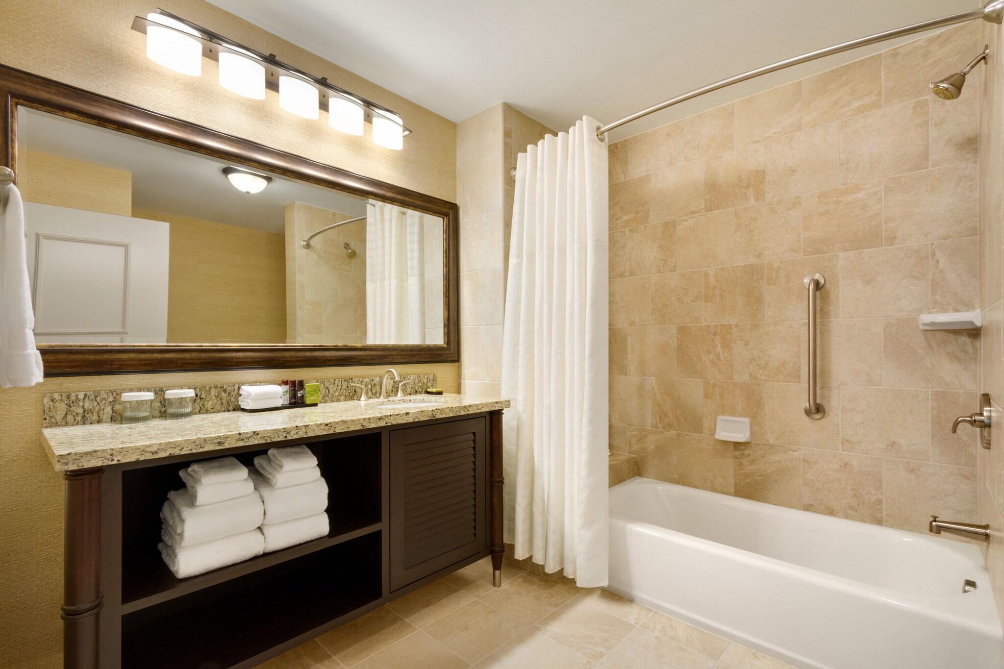 Quadruple Two Queen Beds Non Smoking