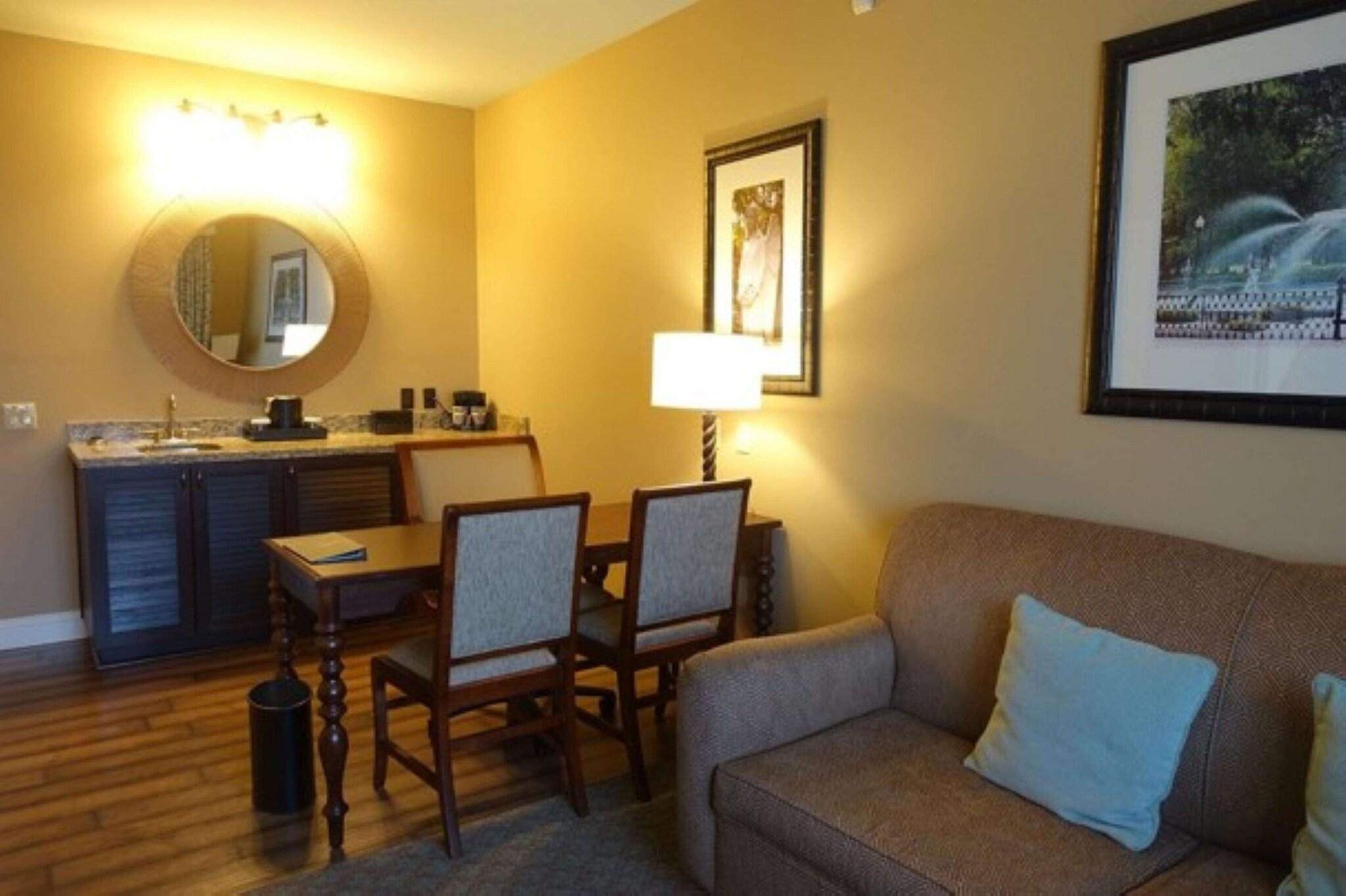 Quadruple Two Queen Beds Non Smoking