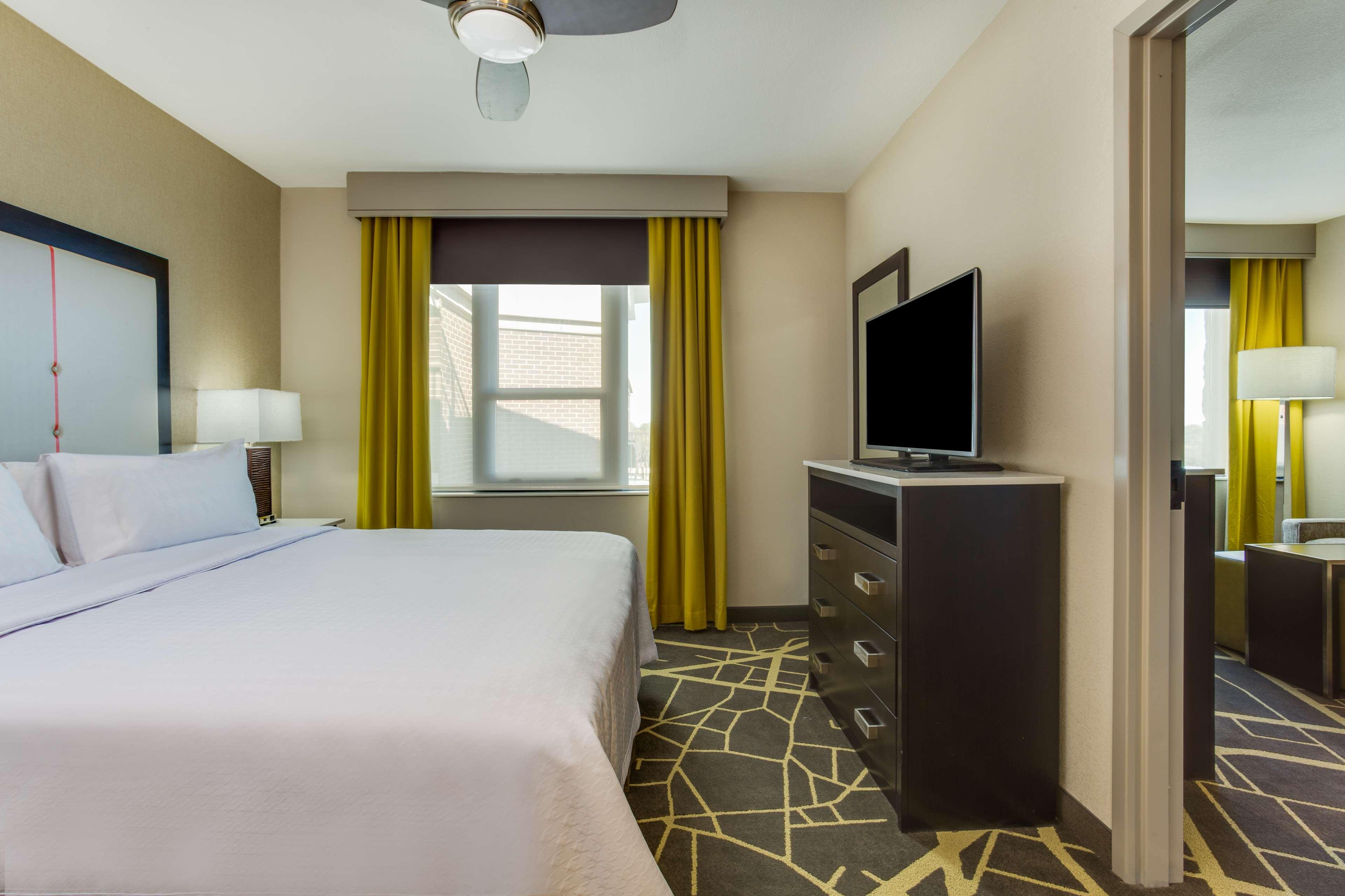 Suite King Bed One Bedroom 