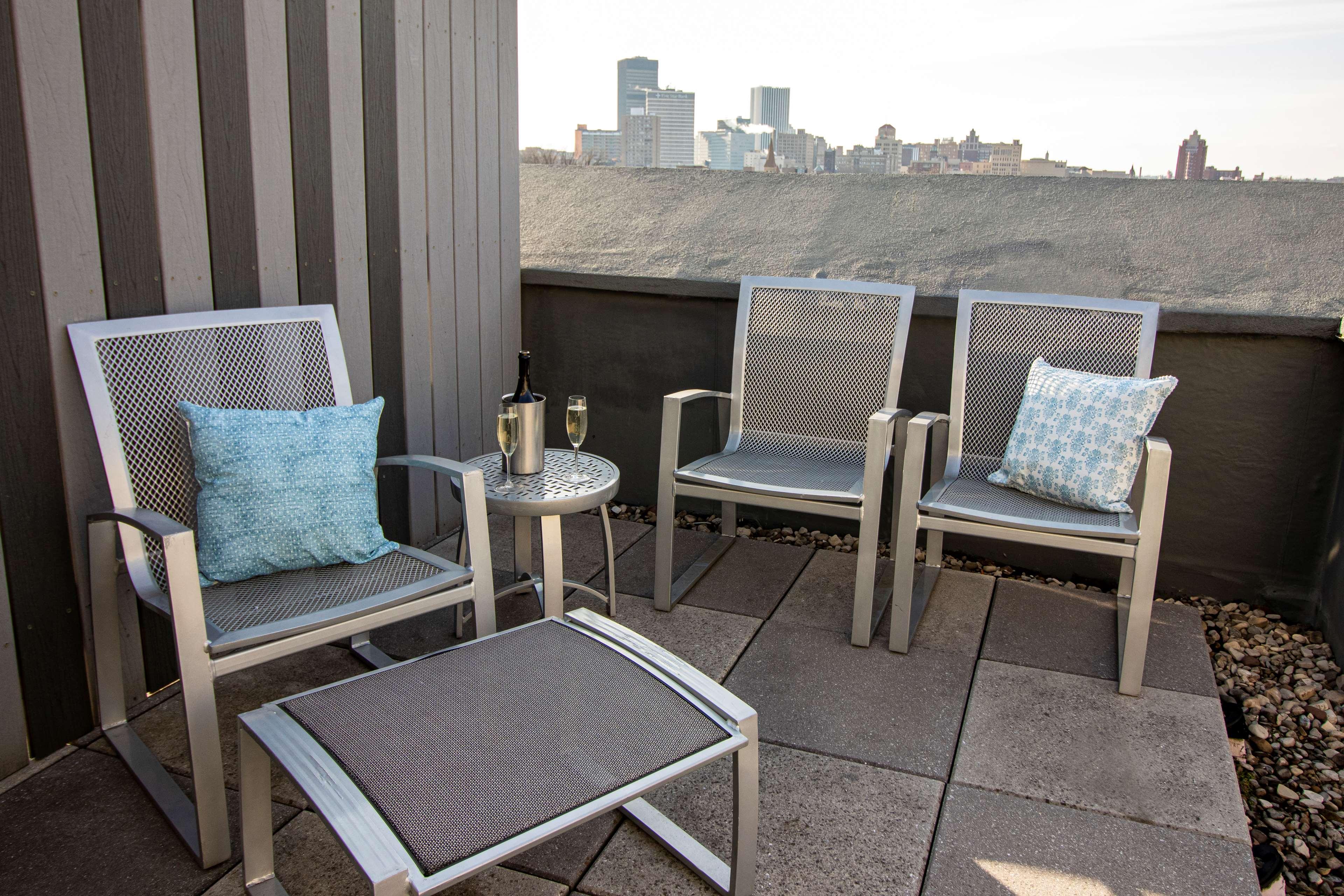 Suite Deluxe City View