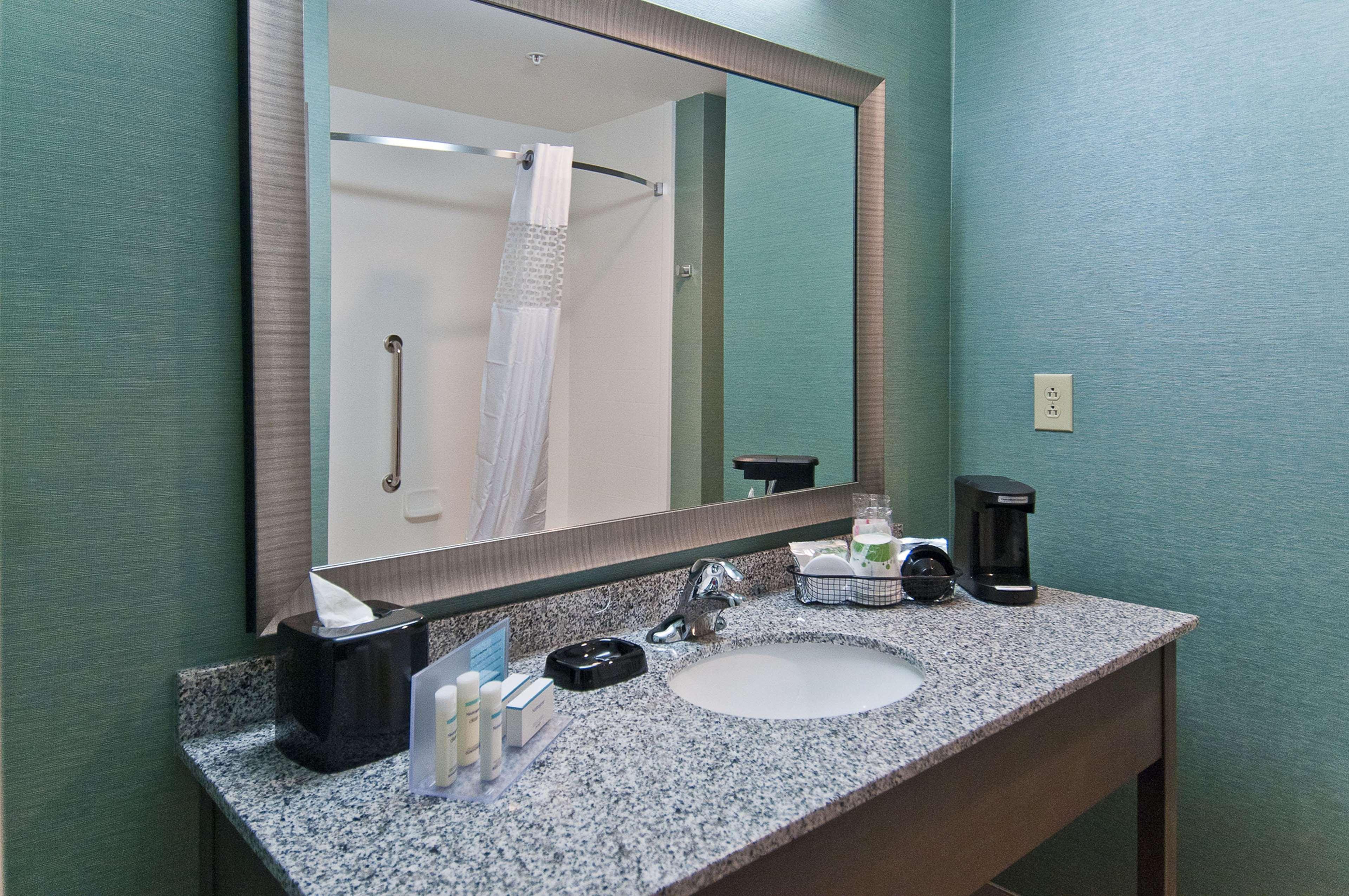 Double Two Queen Beds Non Smoking