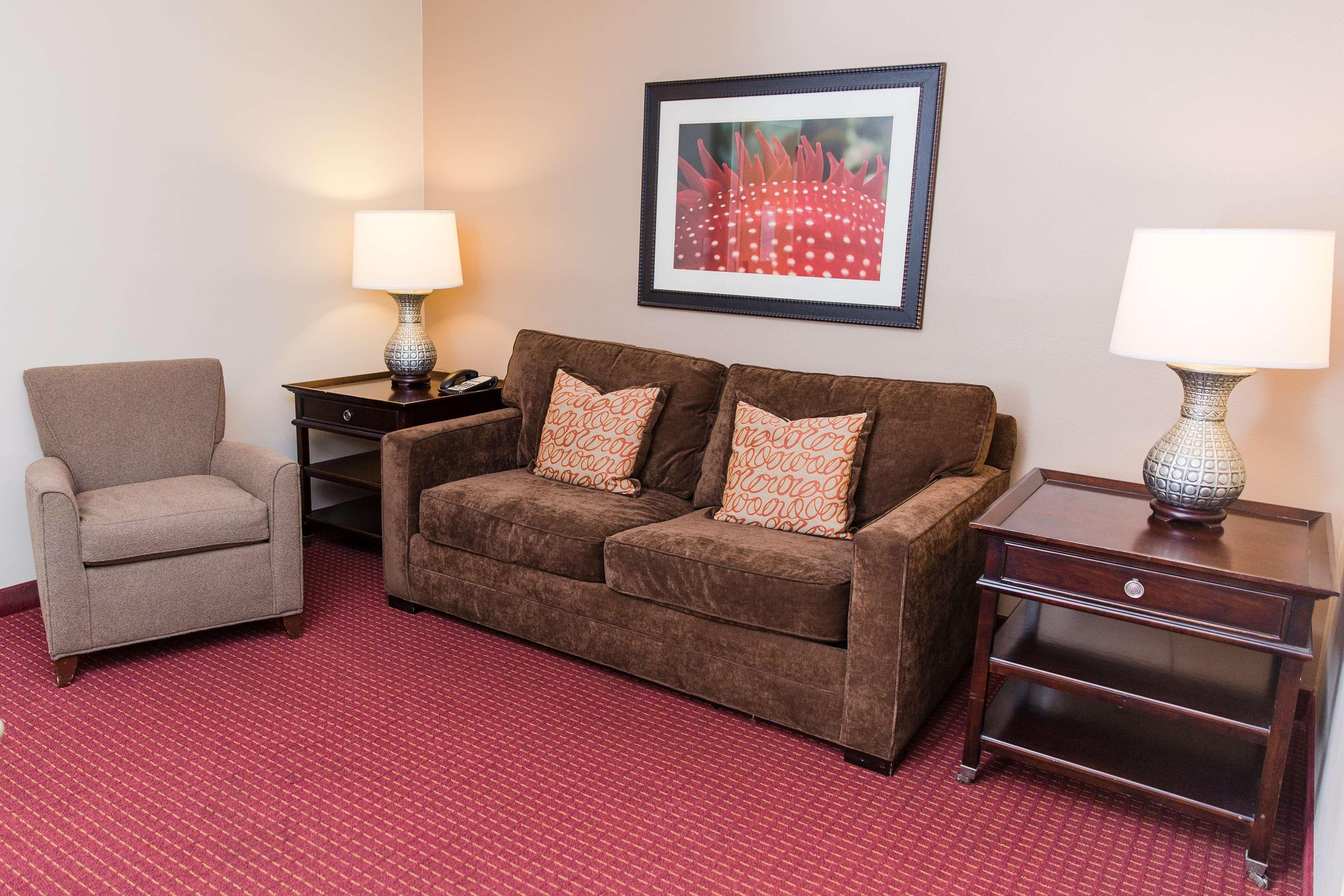 Suite Two Queen Beds Non Smoking