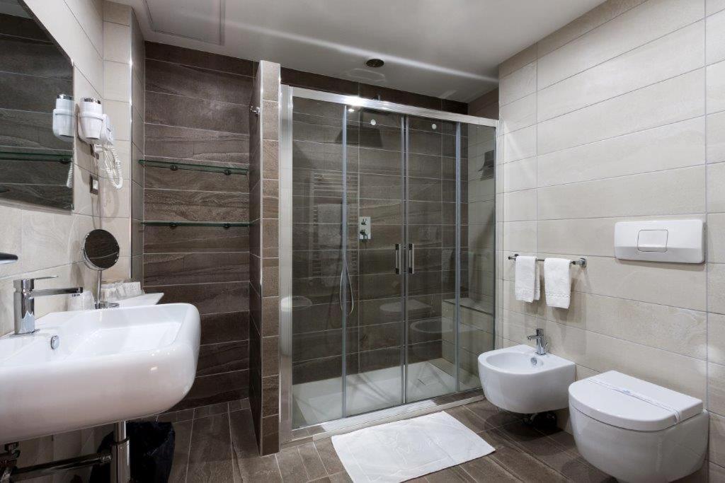 Double or Twin Superior