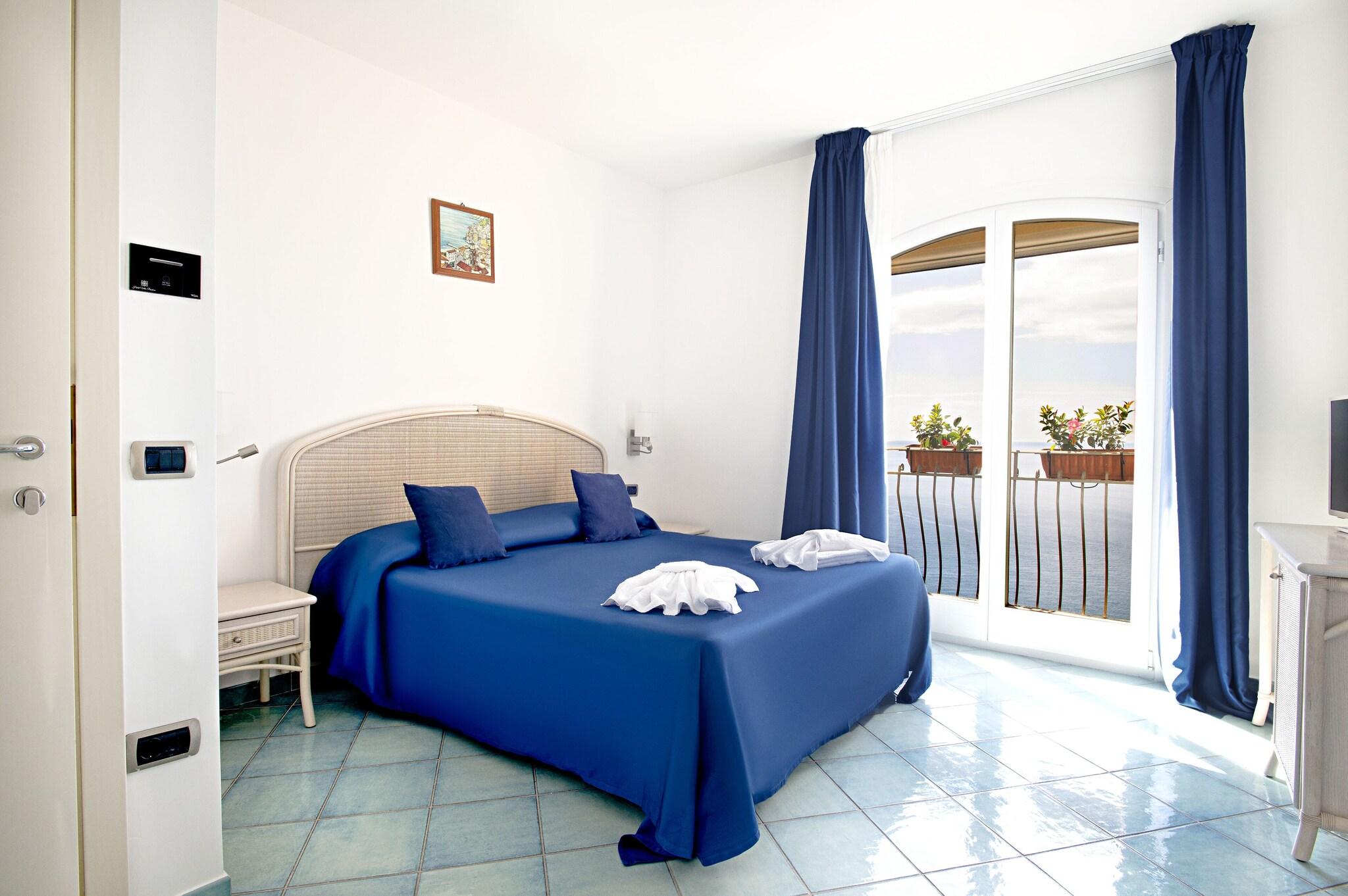 Double or Twin Superior Sea View