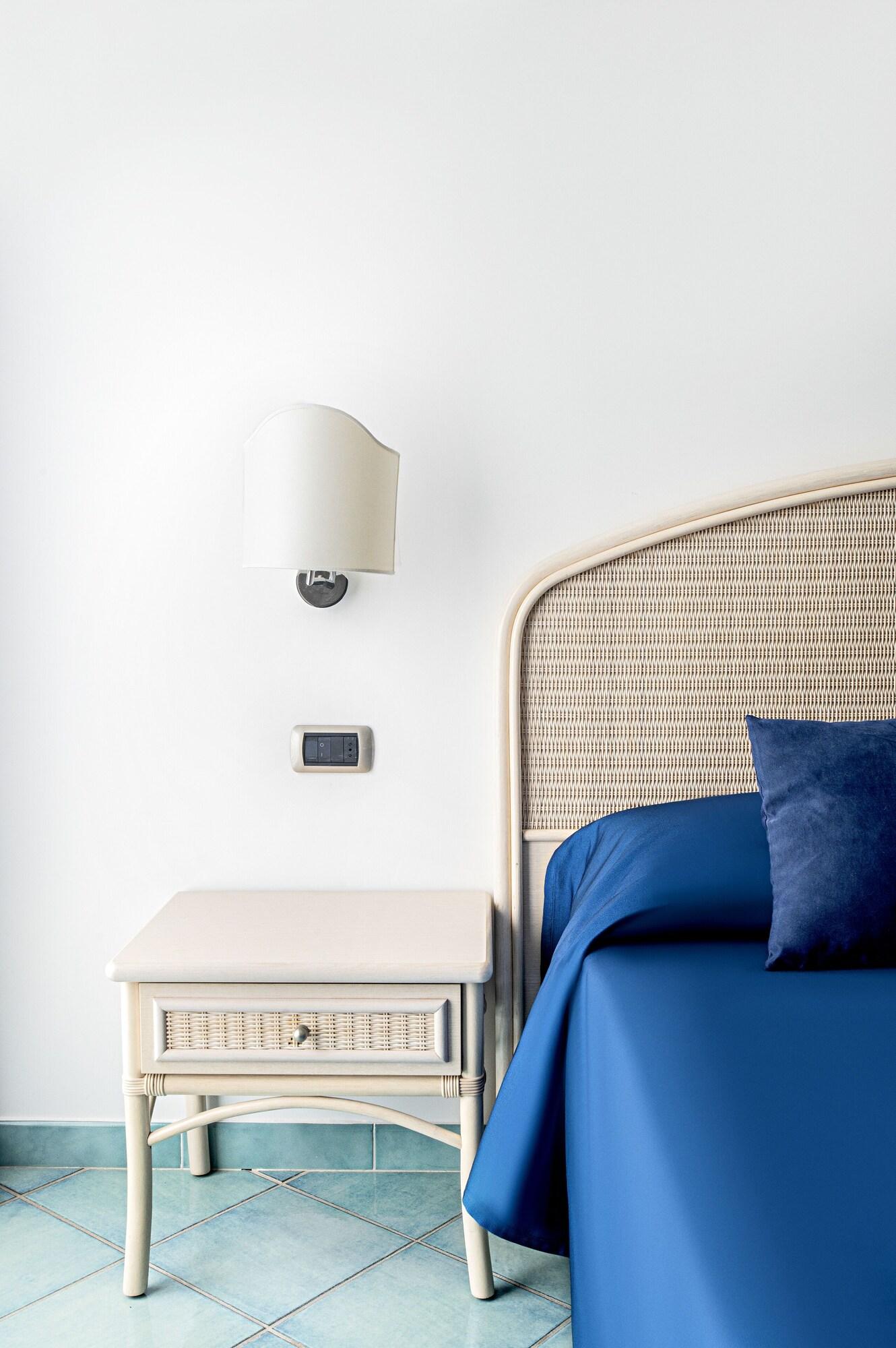 Double or Twin Superior Sea View