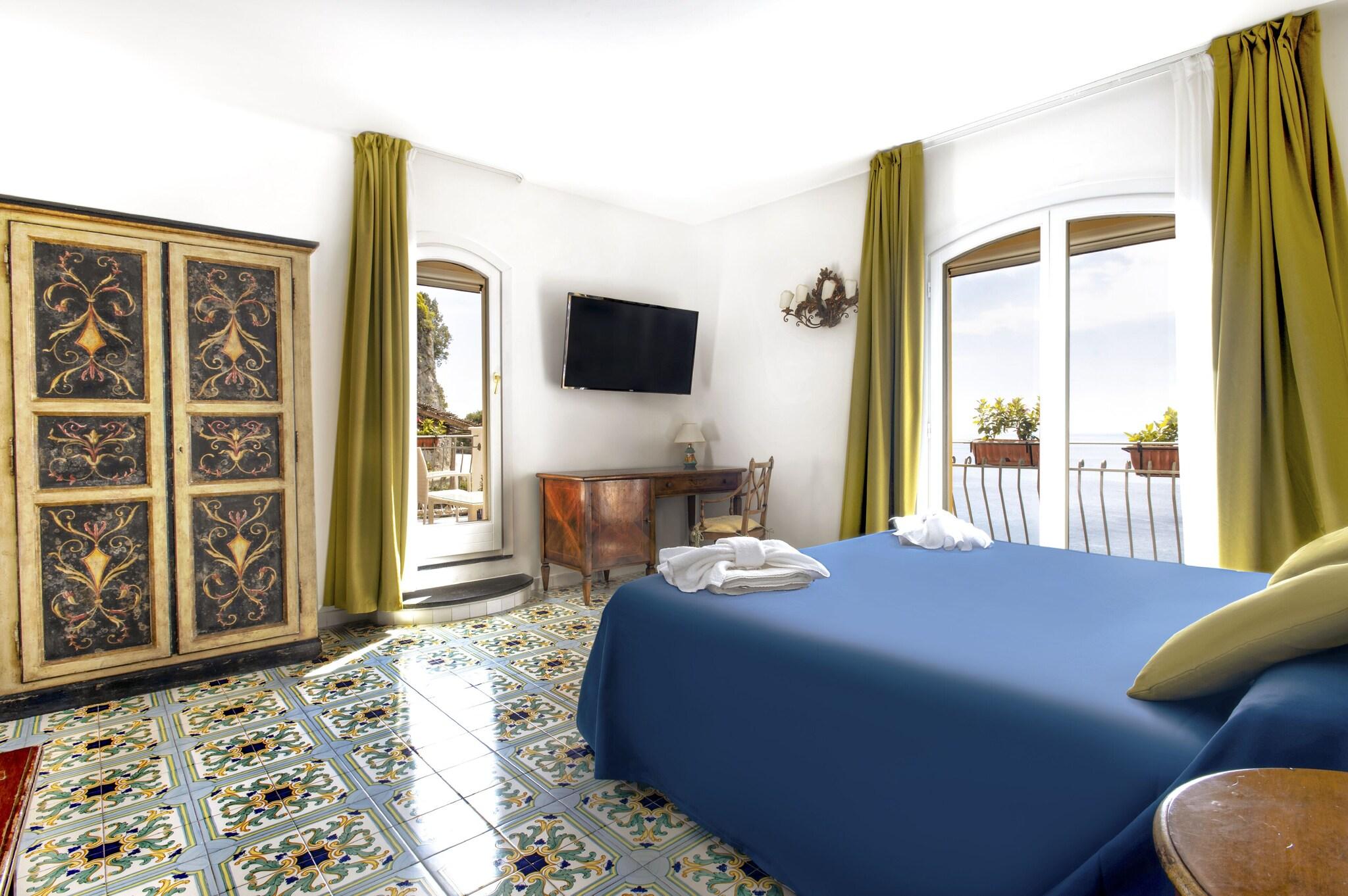 Junior Suite Sea View with Terrace