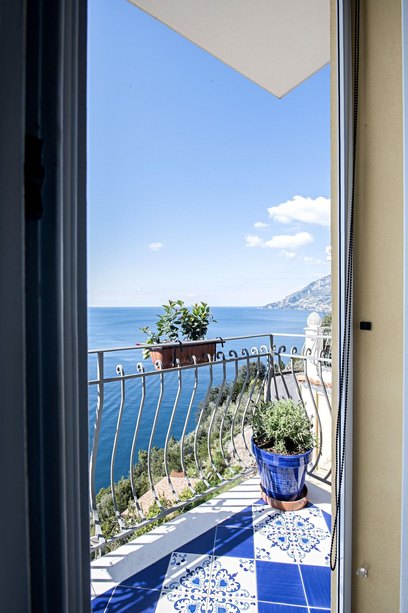 Double Deluxe Sea View with Balcony