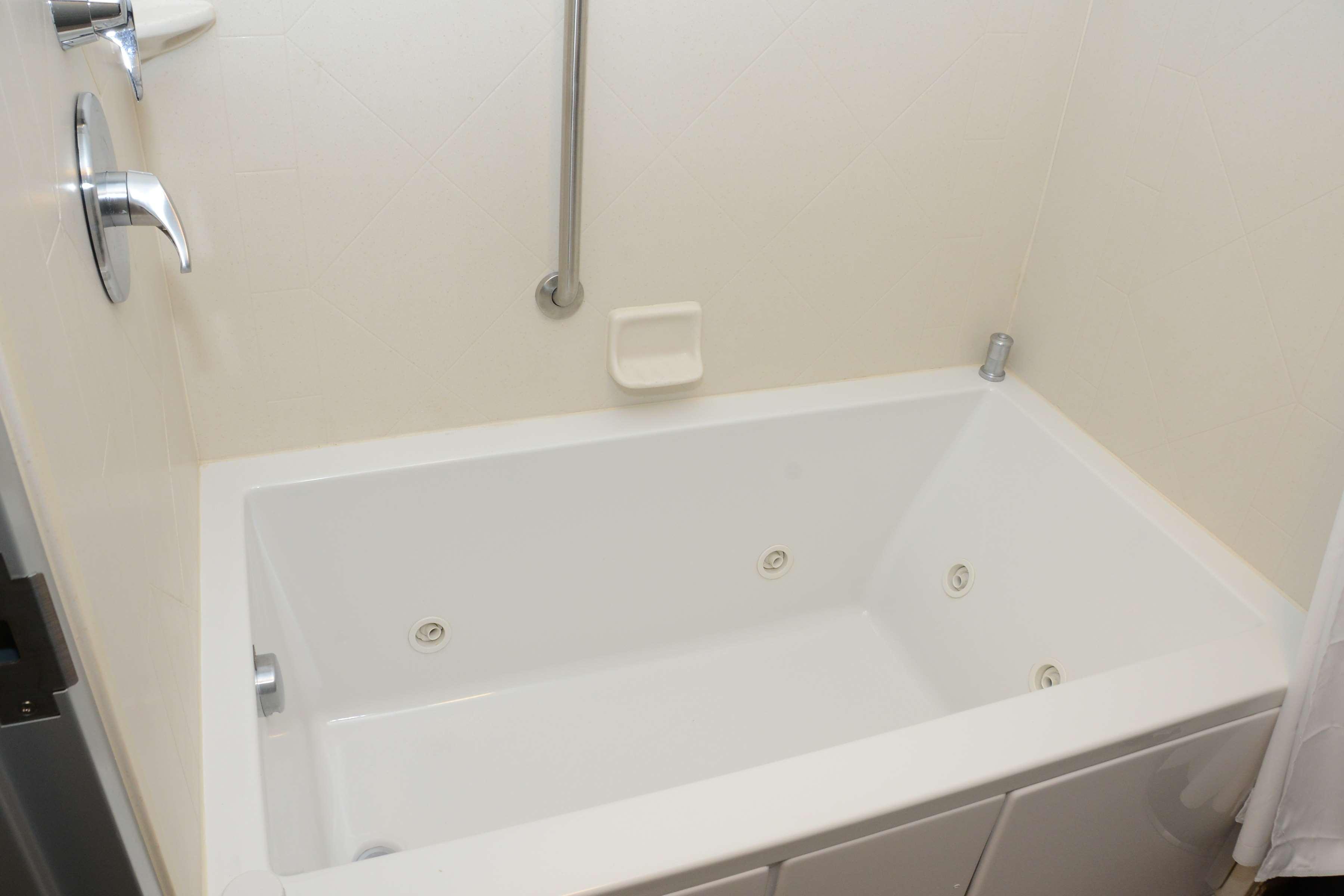 Suite King Bed Non Smoking