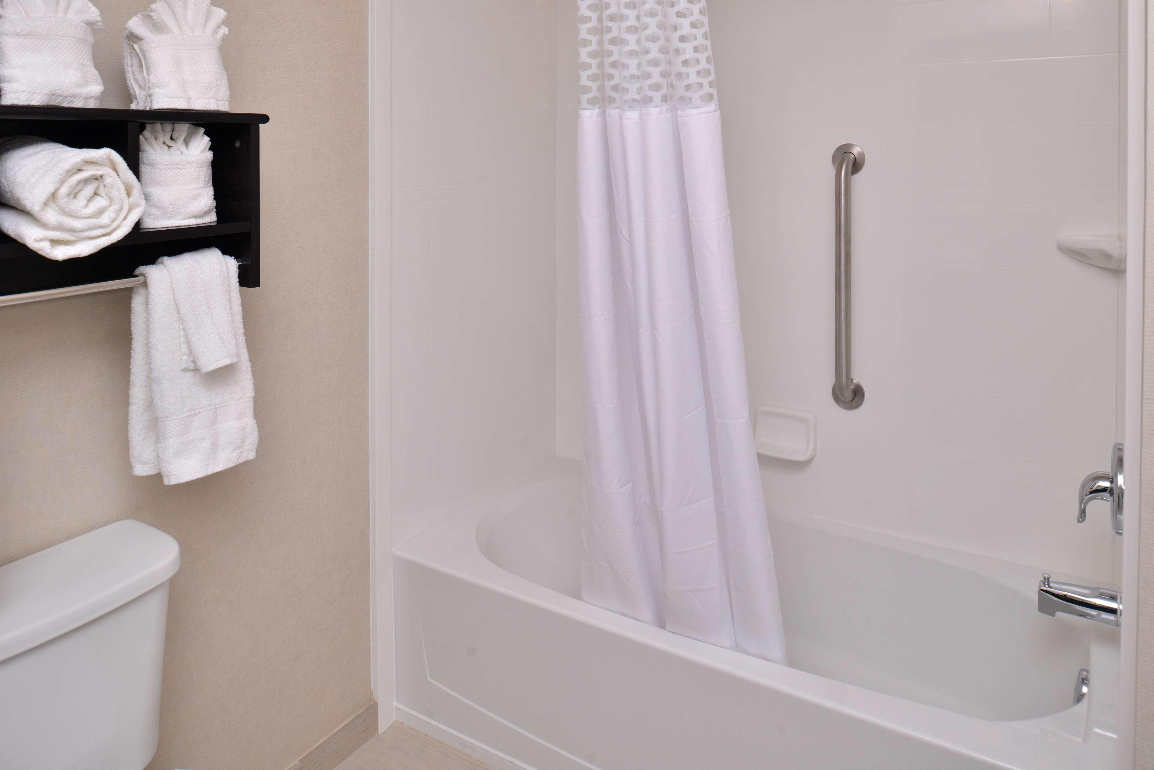 Double Two Queen Beds Non Smoking