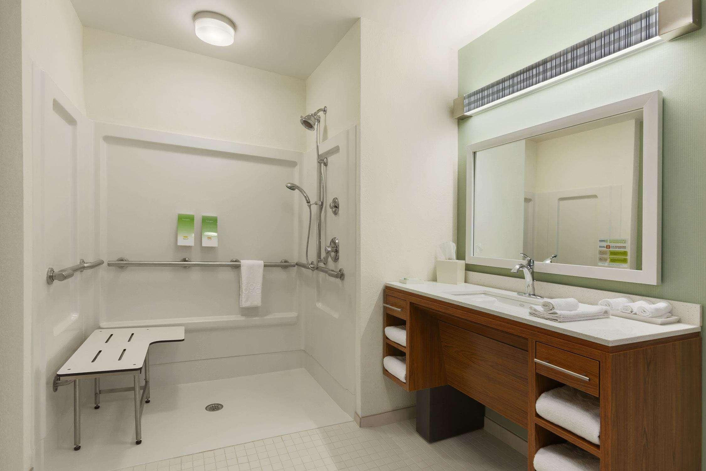 Studio King Size Bed