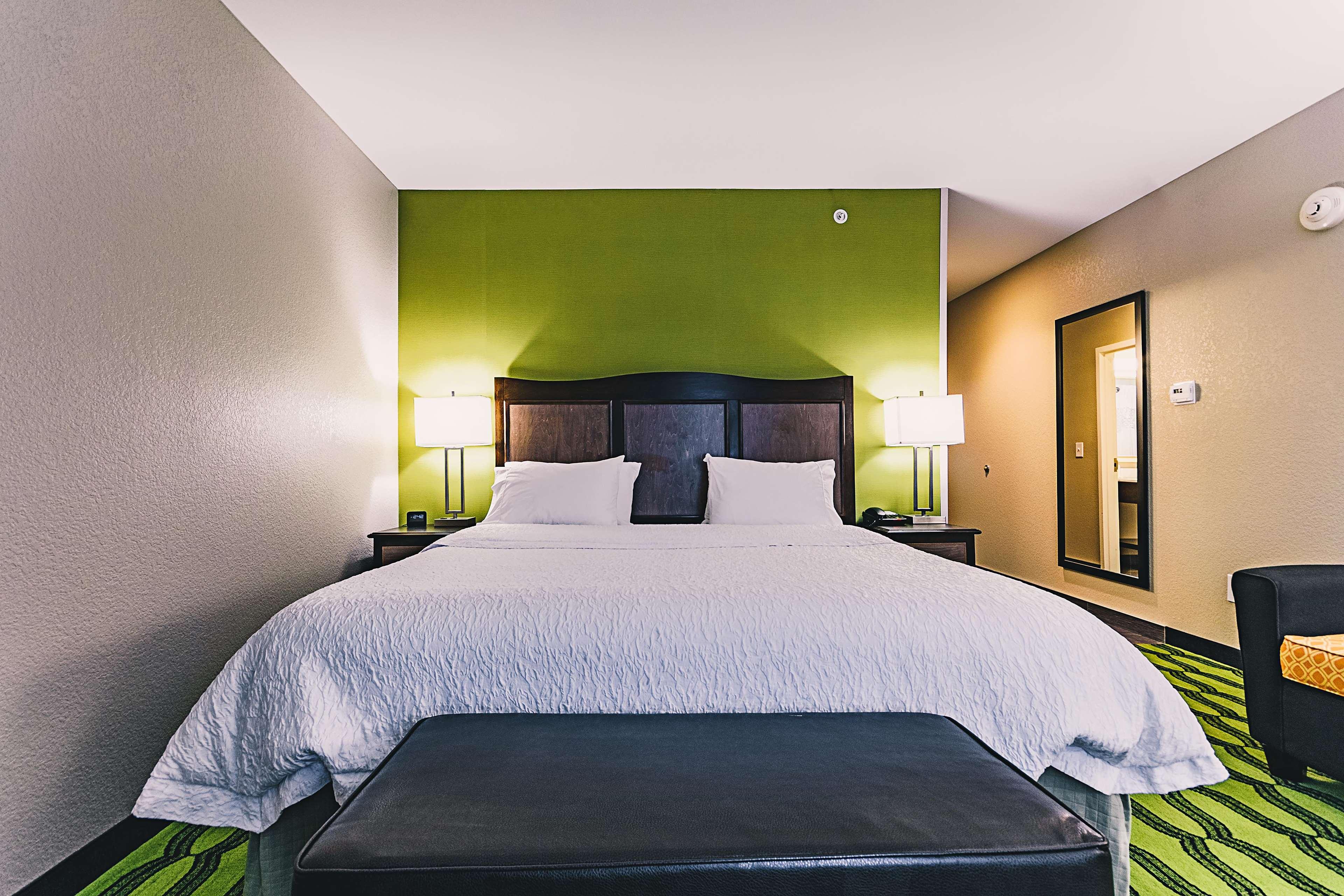 Double King Bed Non Smoking