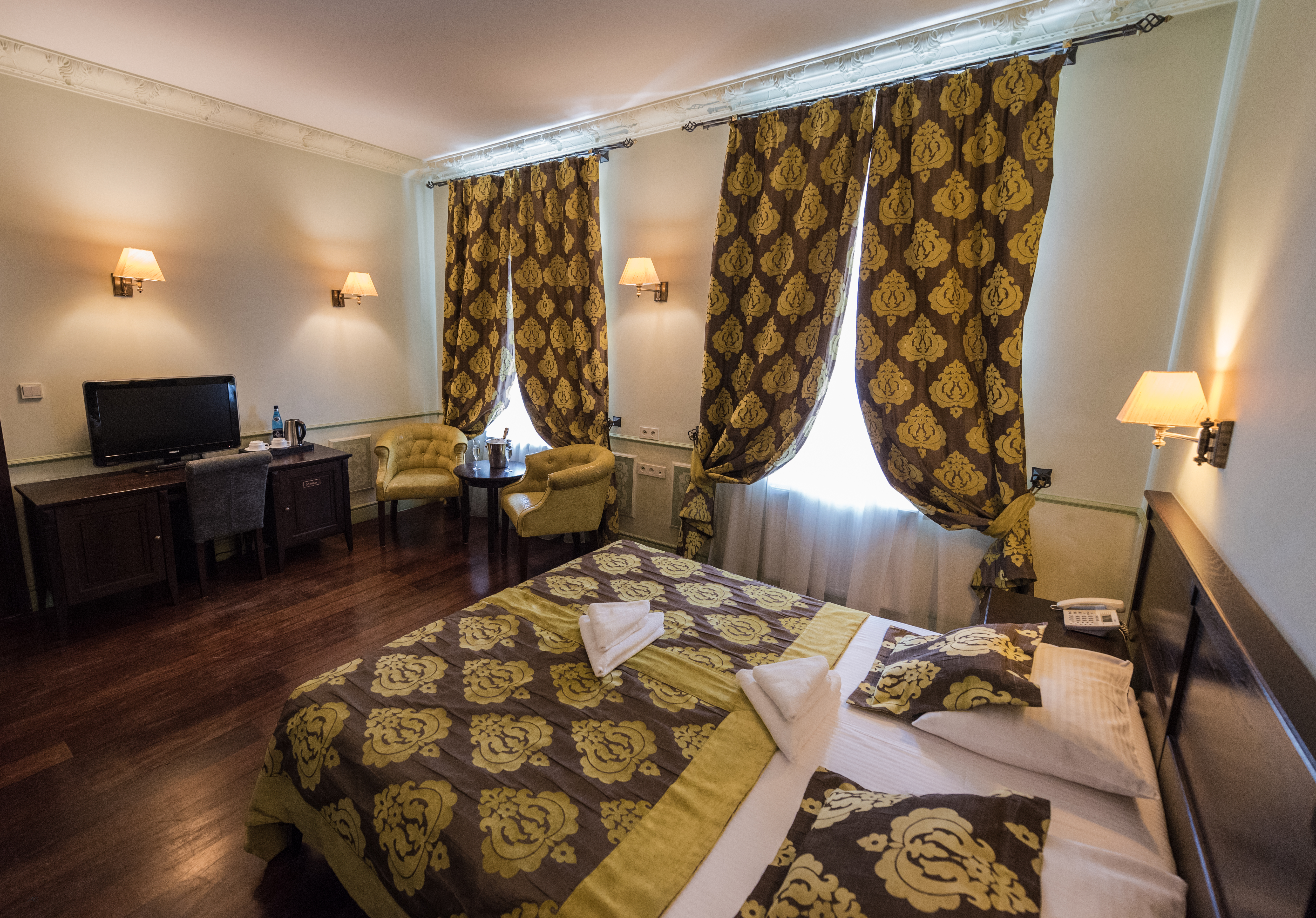 Double or Twin Superior