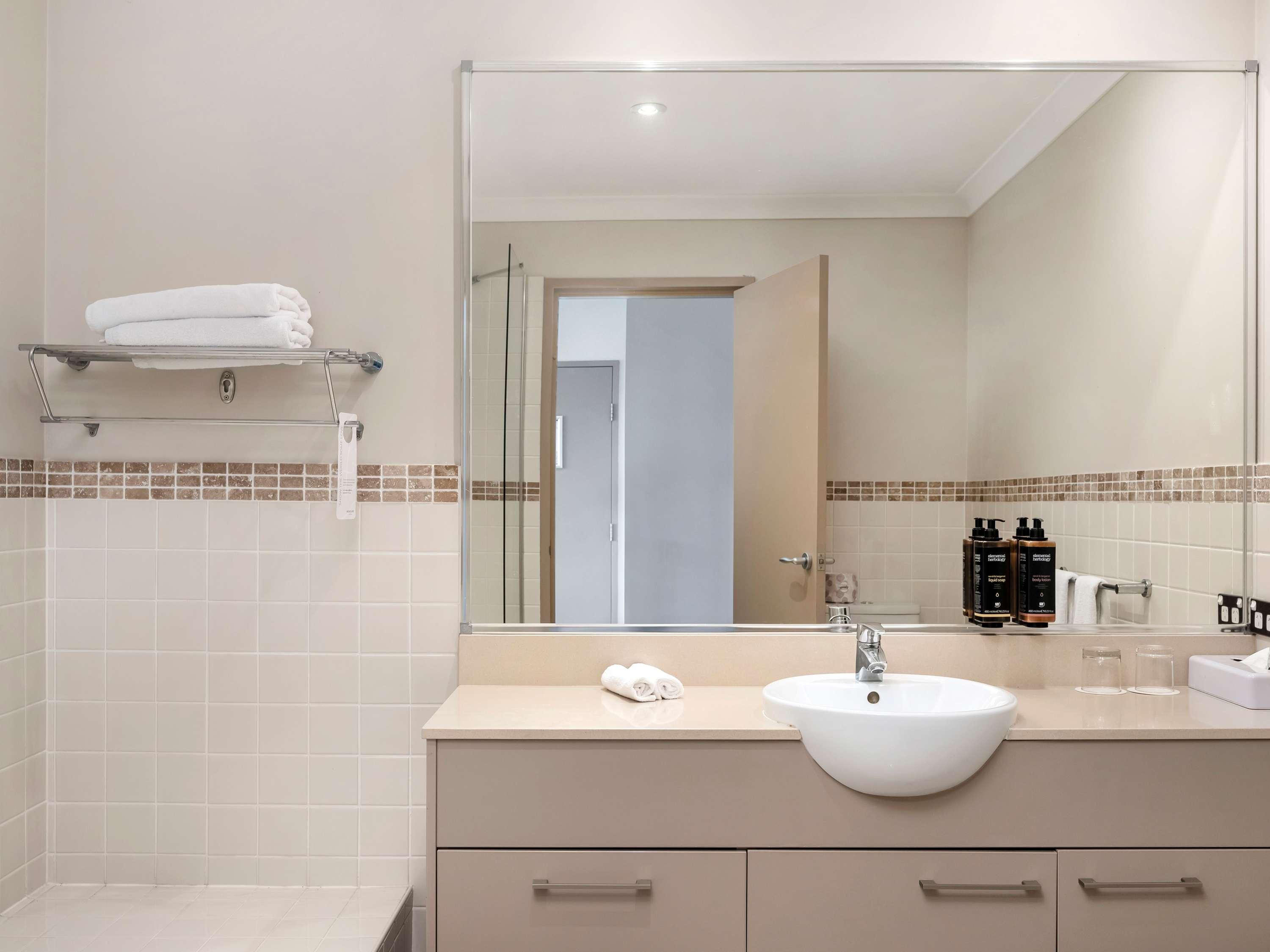 Double Deluxe Golf View