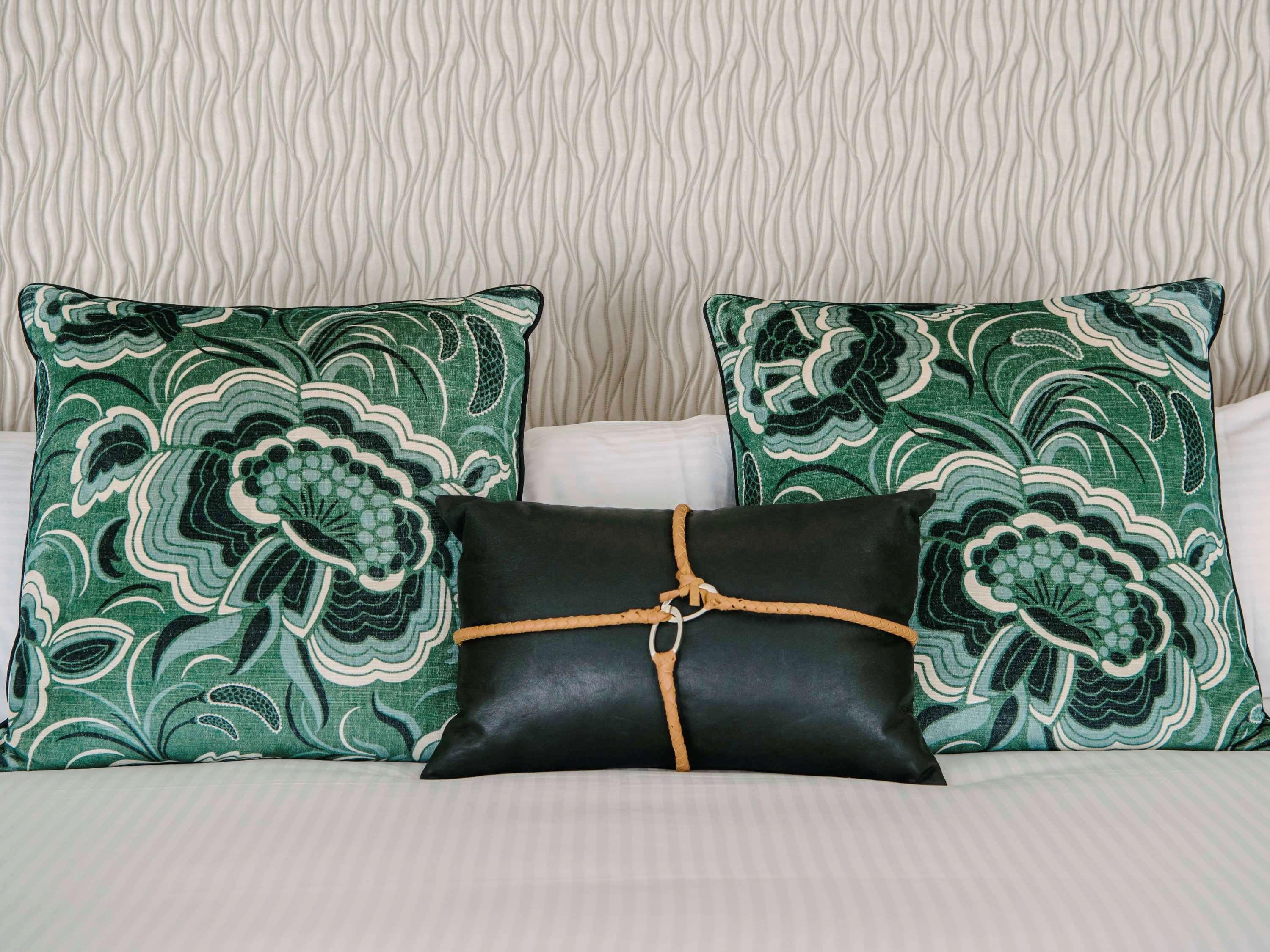 Double Queen Size Bed