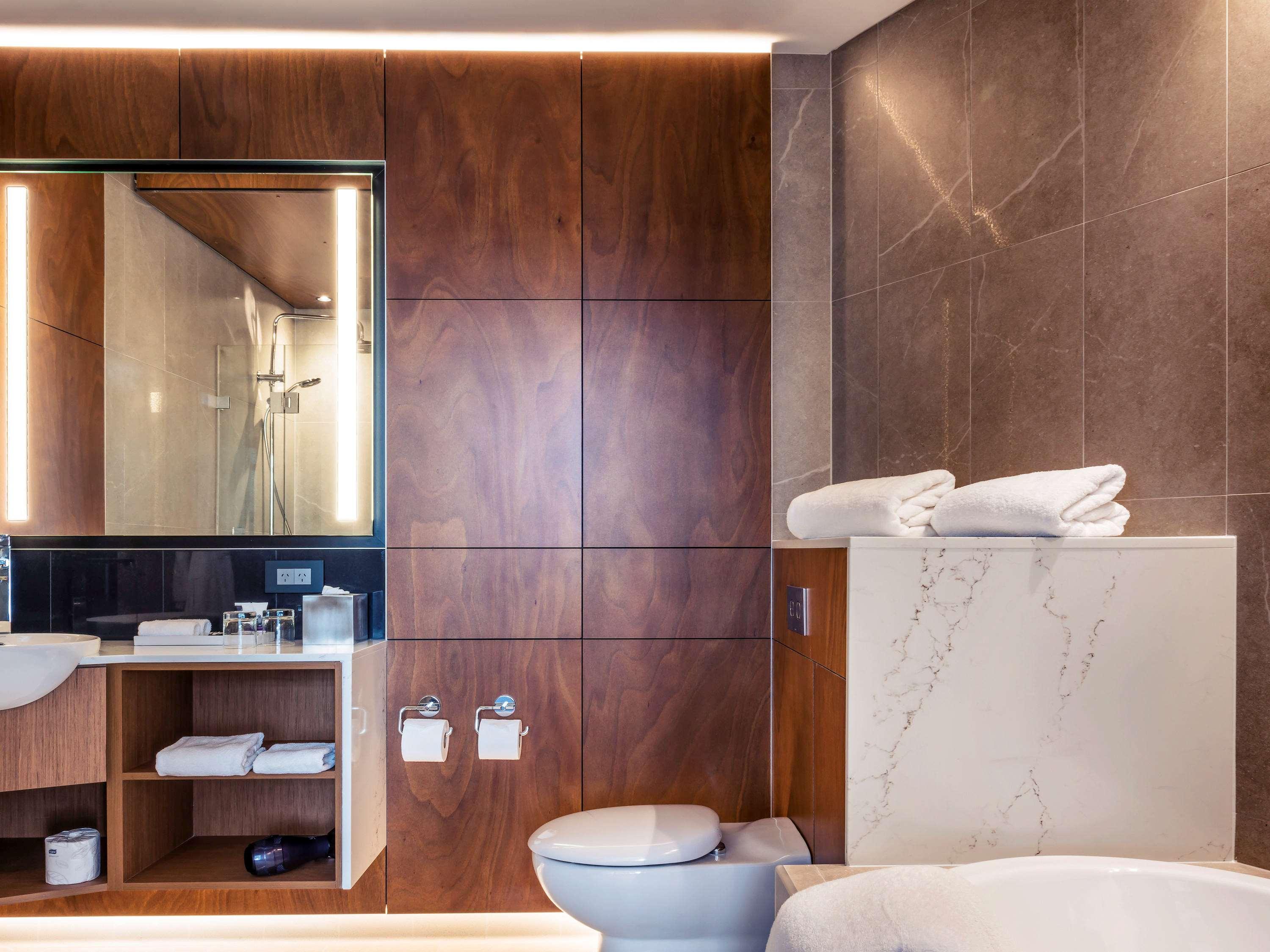 Apartment Deluxe King Bed