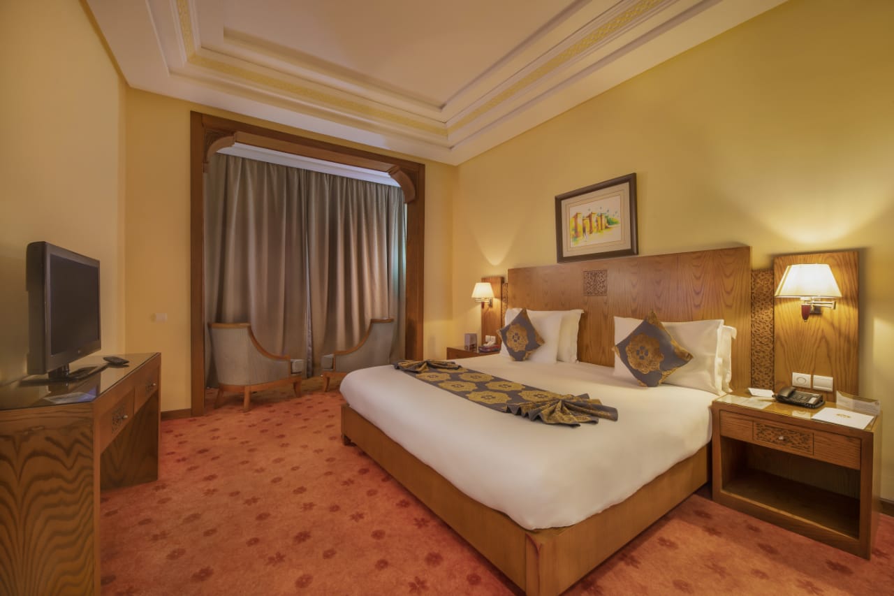 Junior Suite Mountain View