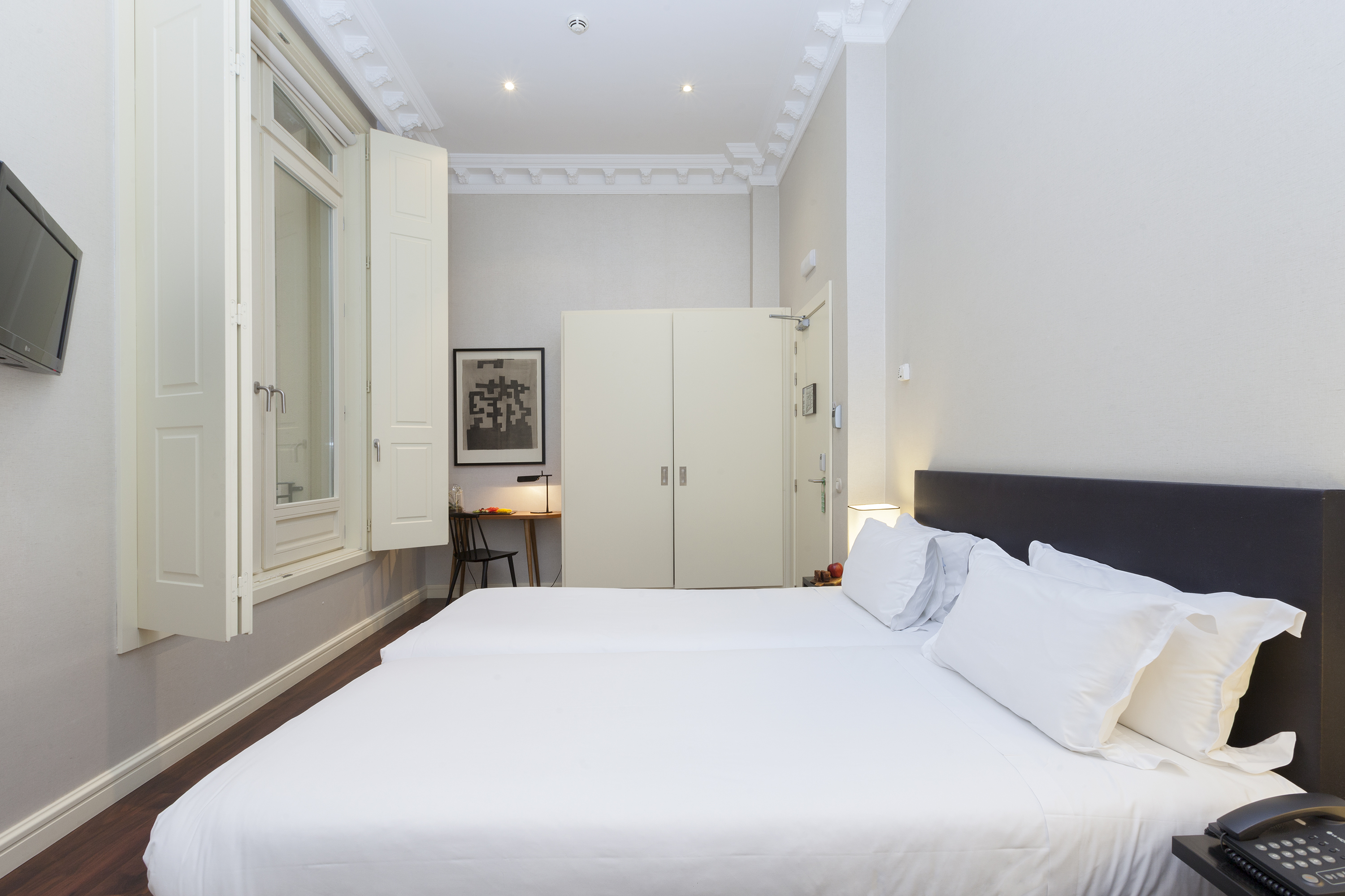 Double or Twin Standard