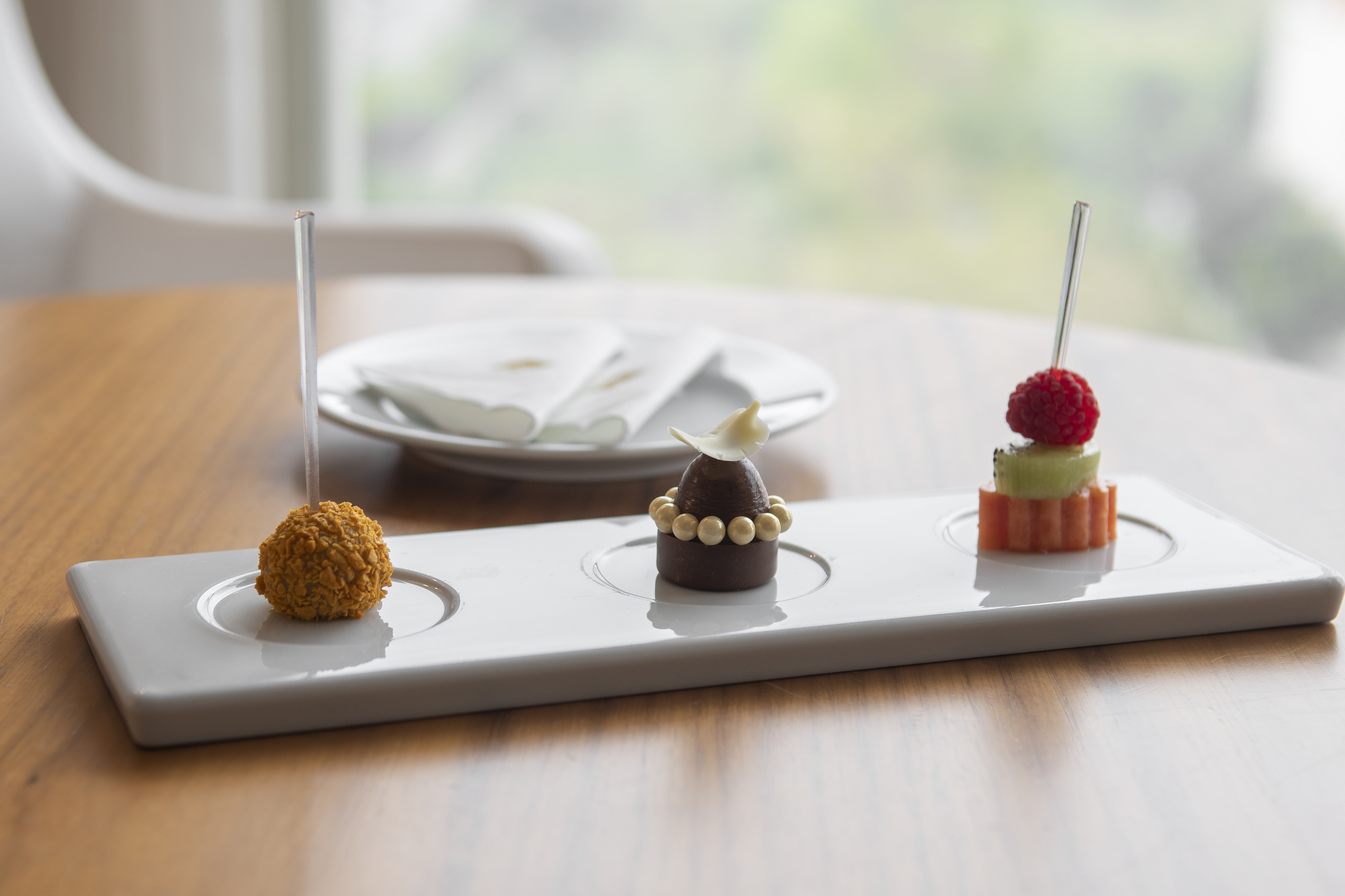 Single Deluxe Premium