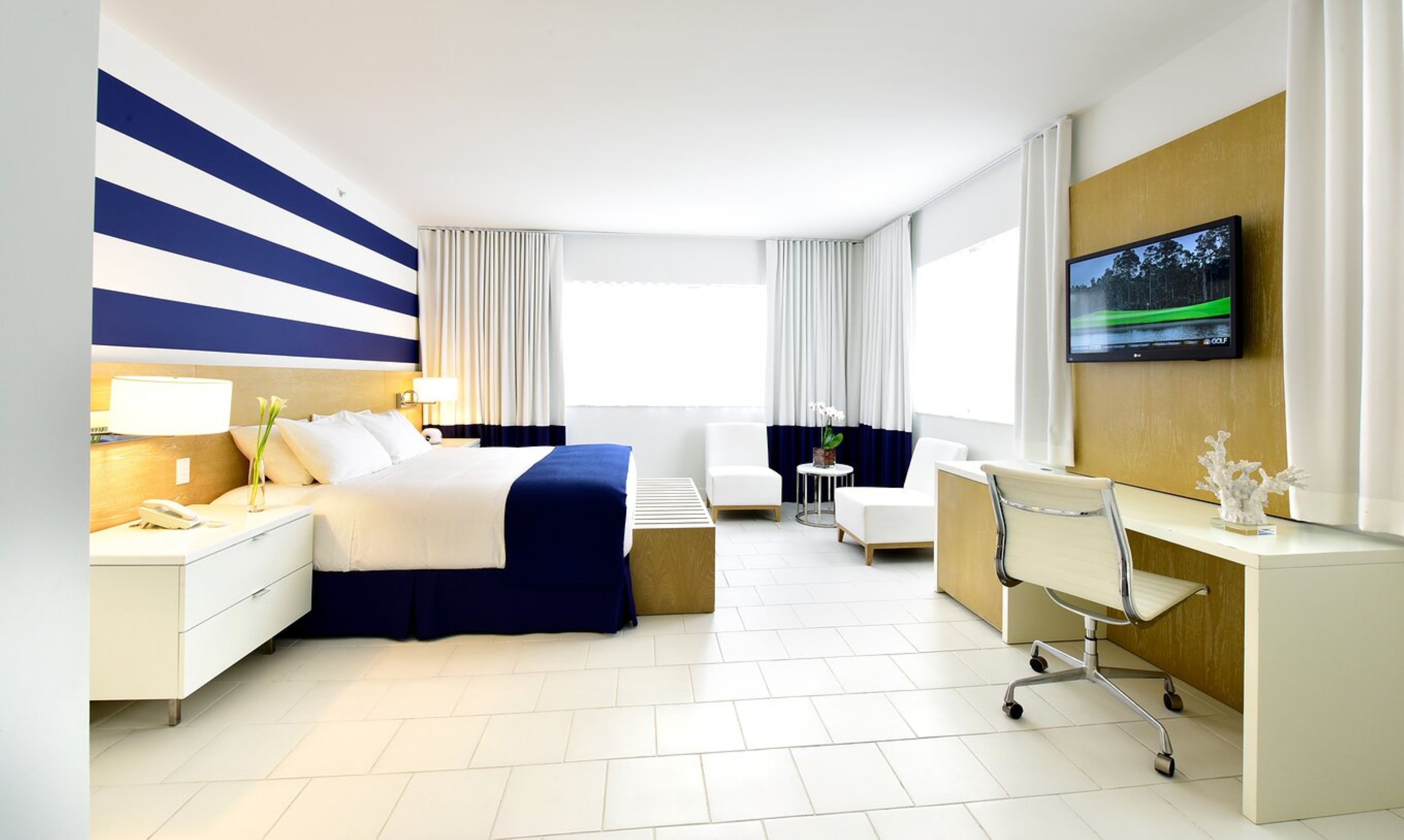 Double Deluxe King Bed