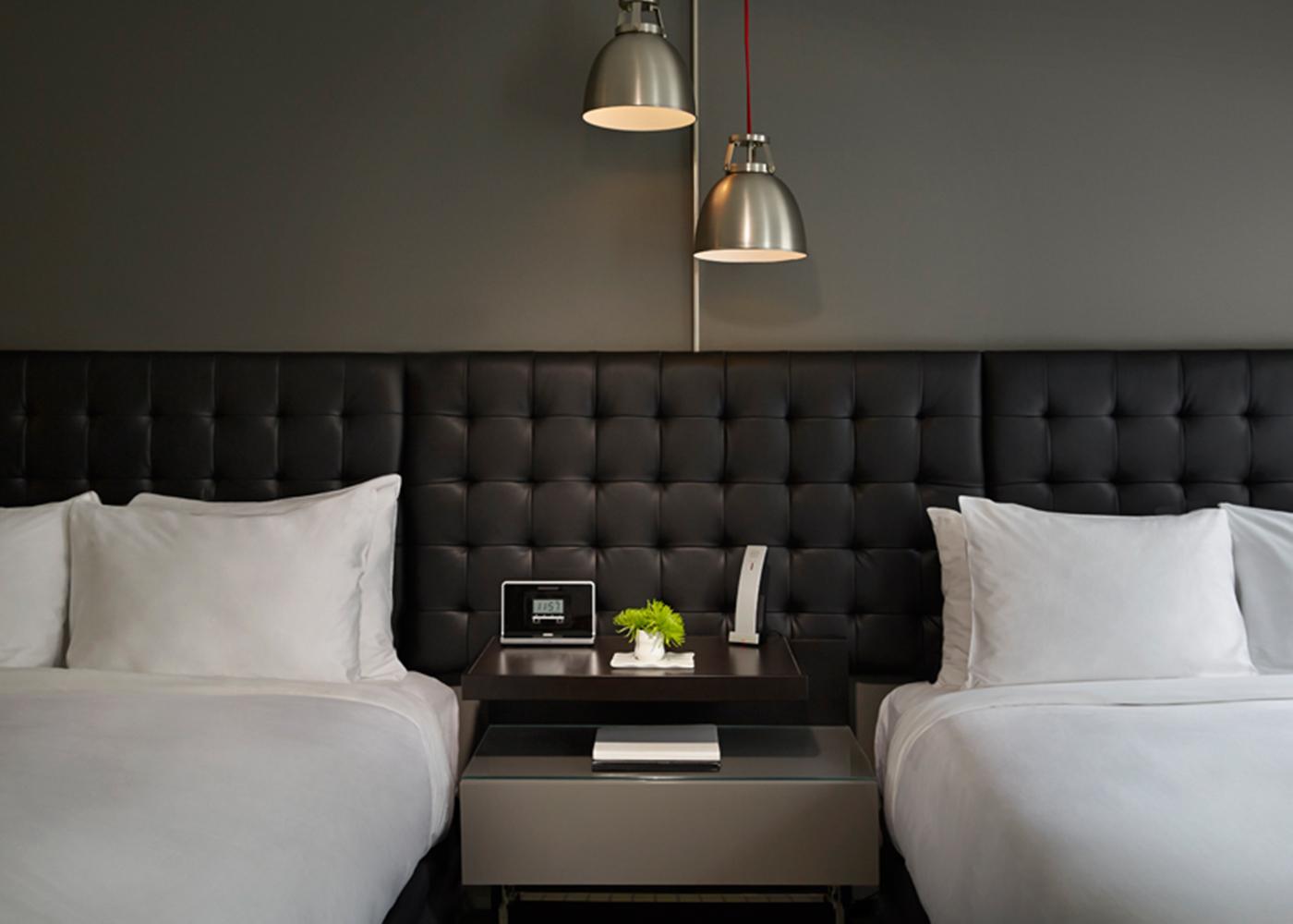 Double Deluxe Queen Bed