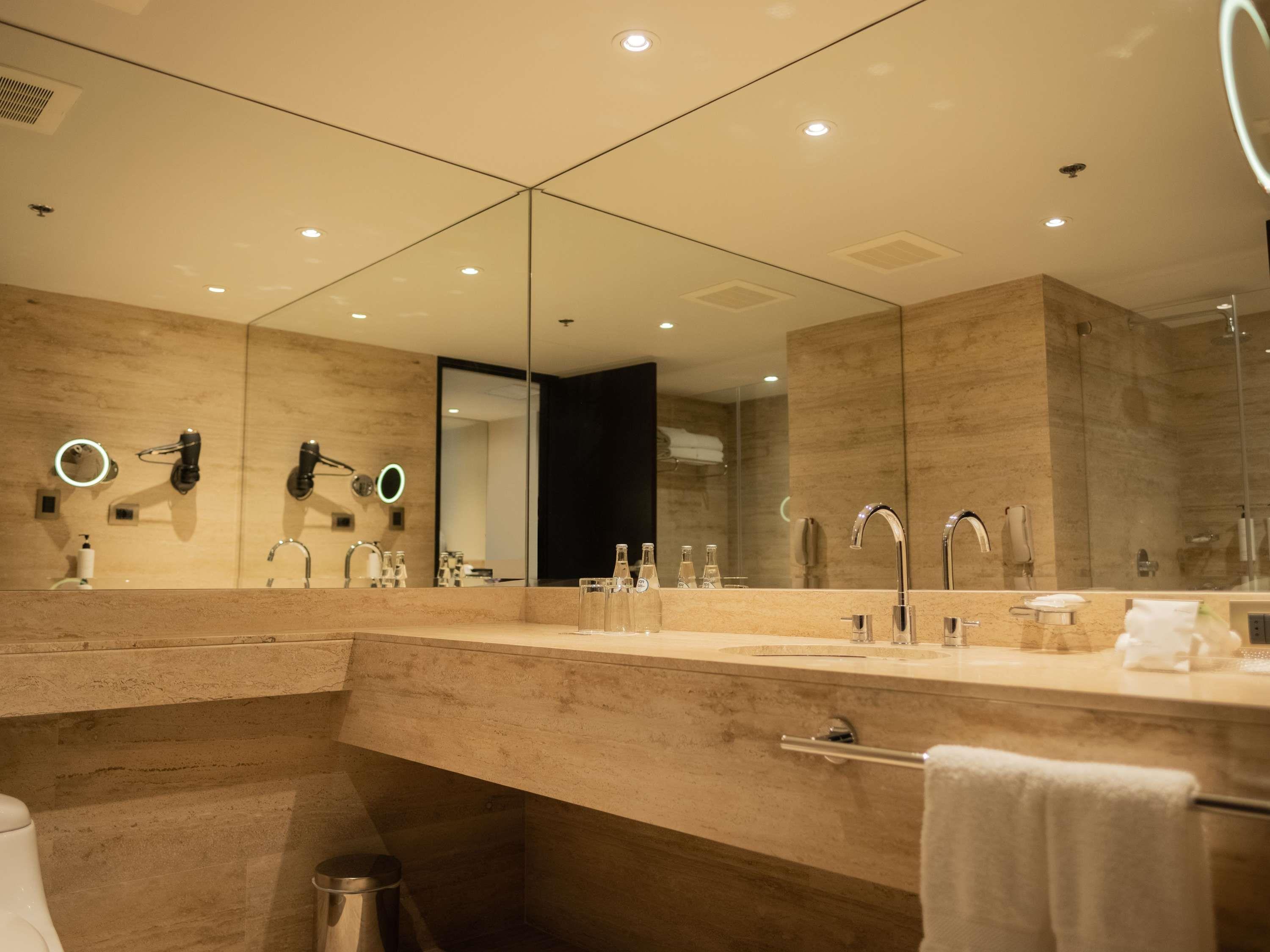 Double Classic Two Double Beds