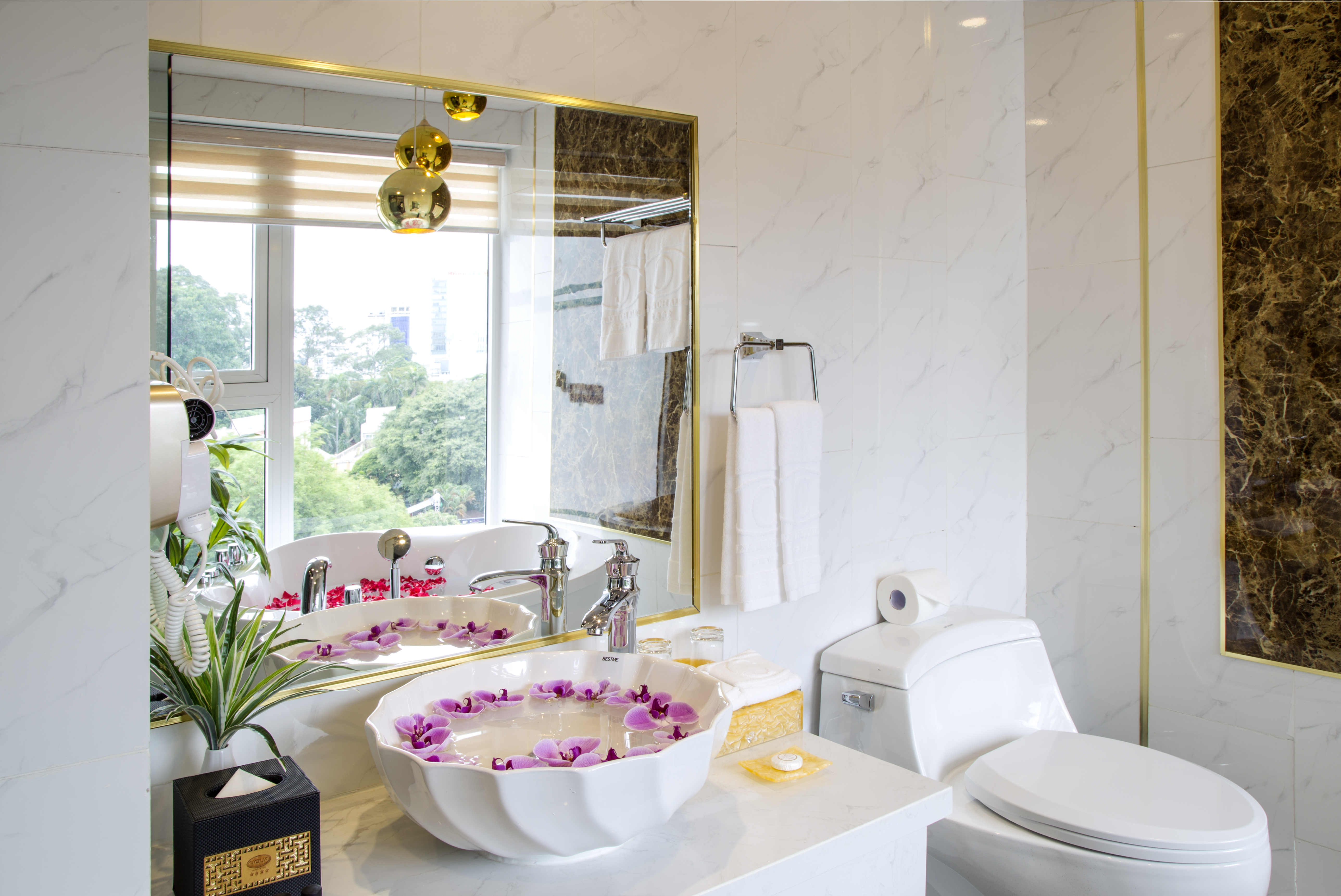 Suite with Double Bed