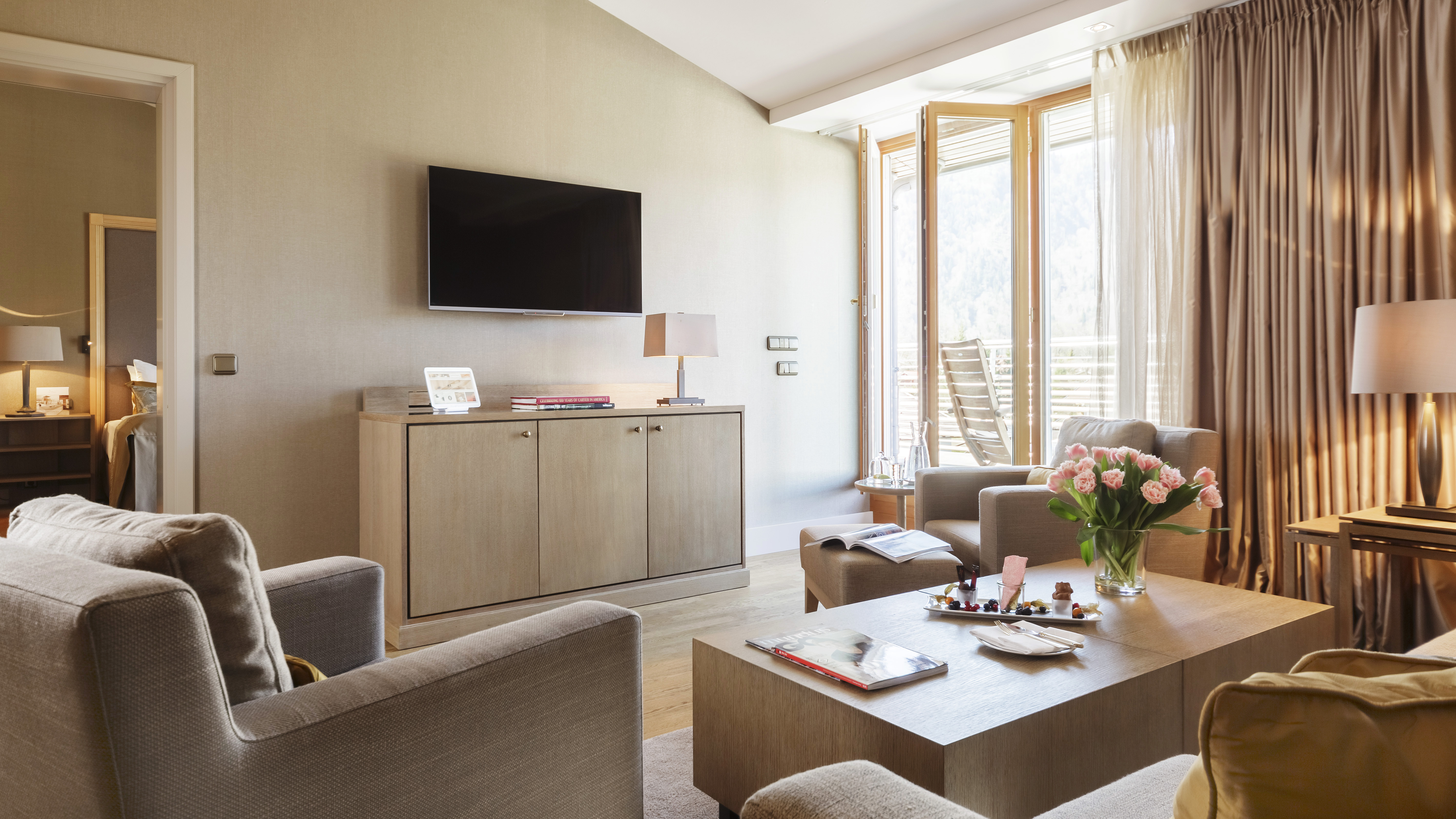 Junior Suite with Views