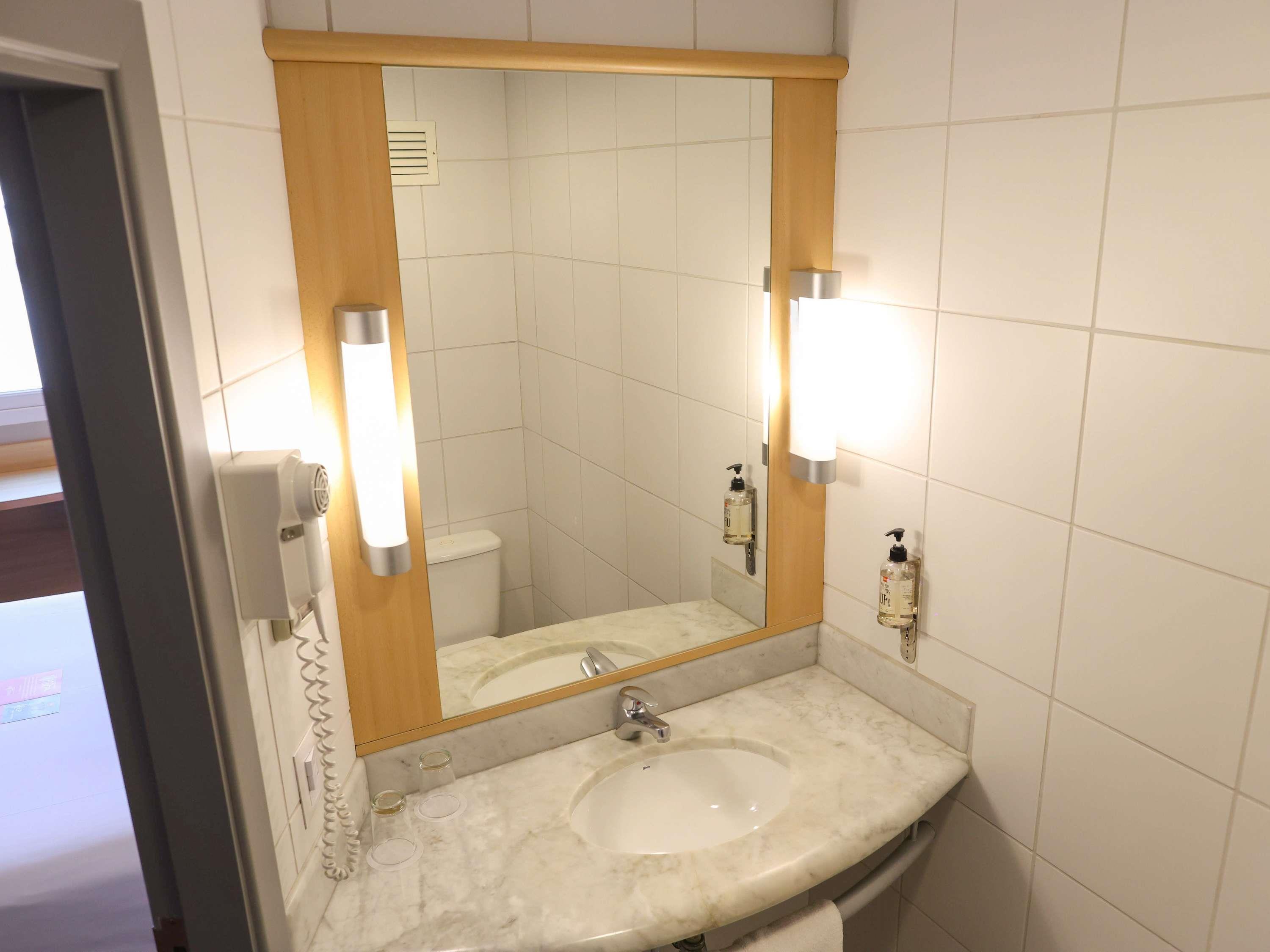 Double Superior Queen Bed