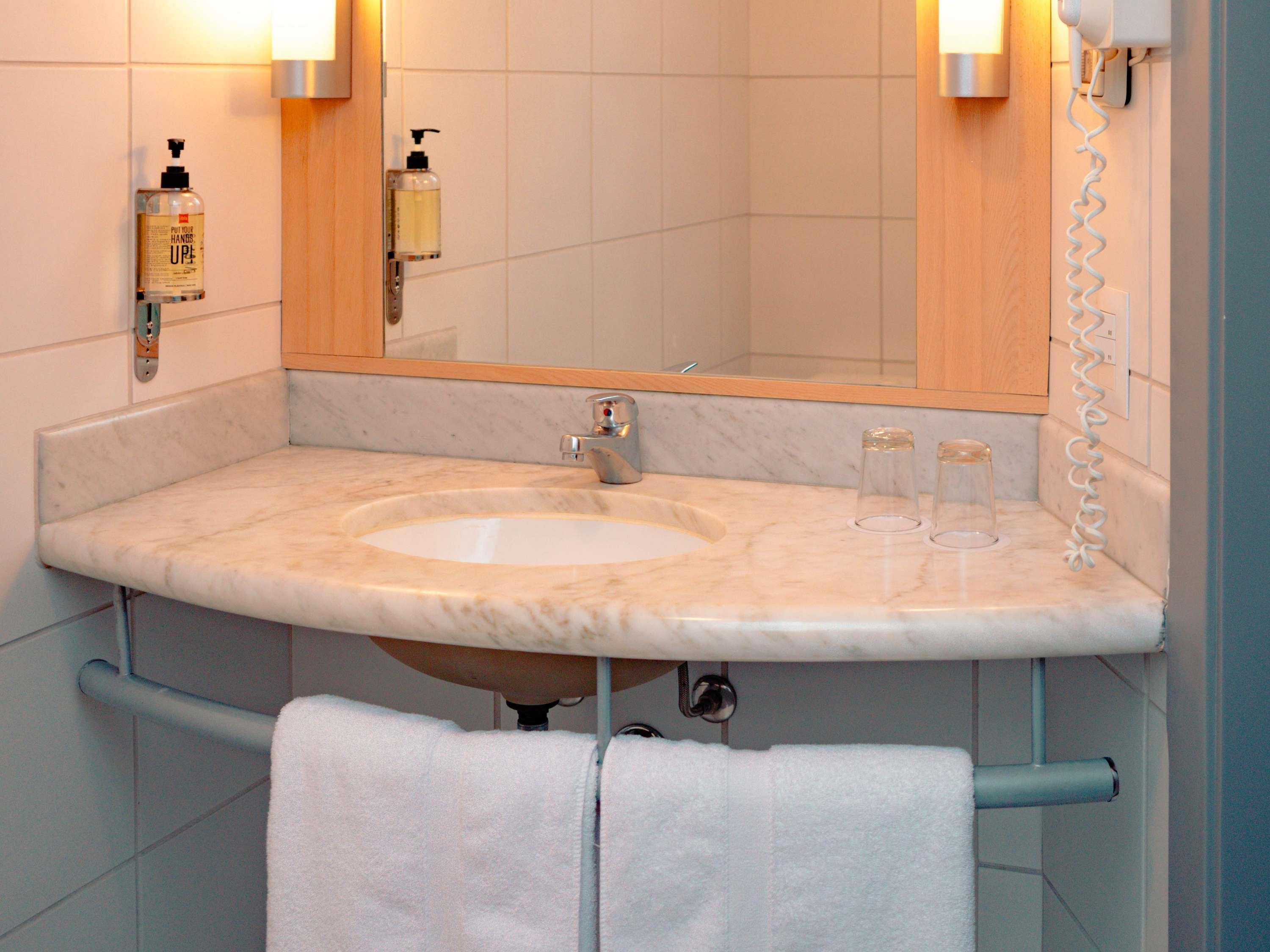 Double Superior Queen Bed