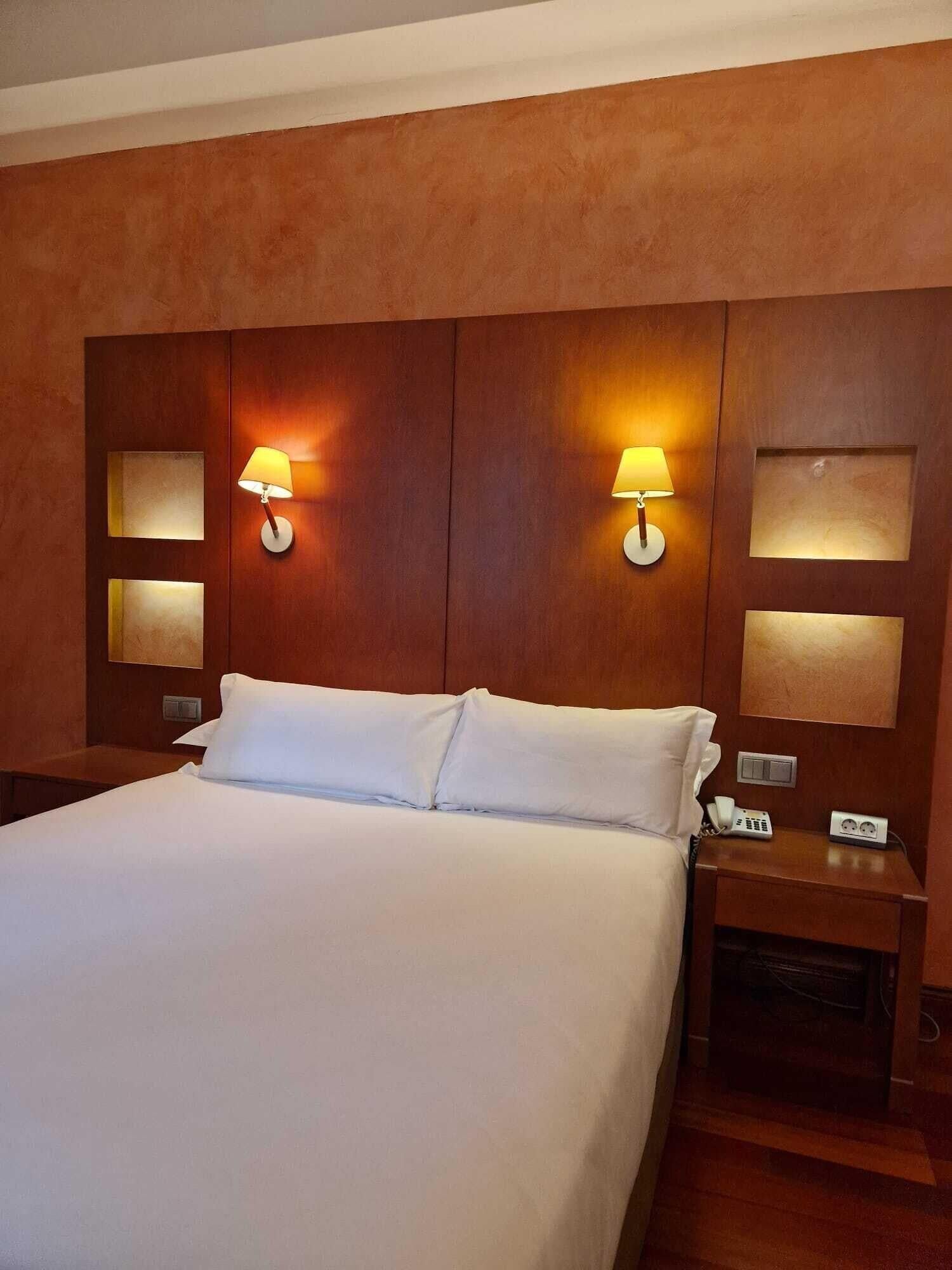 Family Room Queen Size Bed