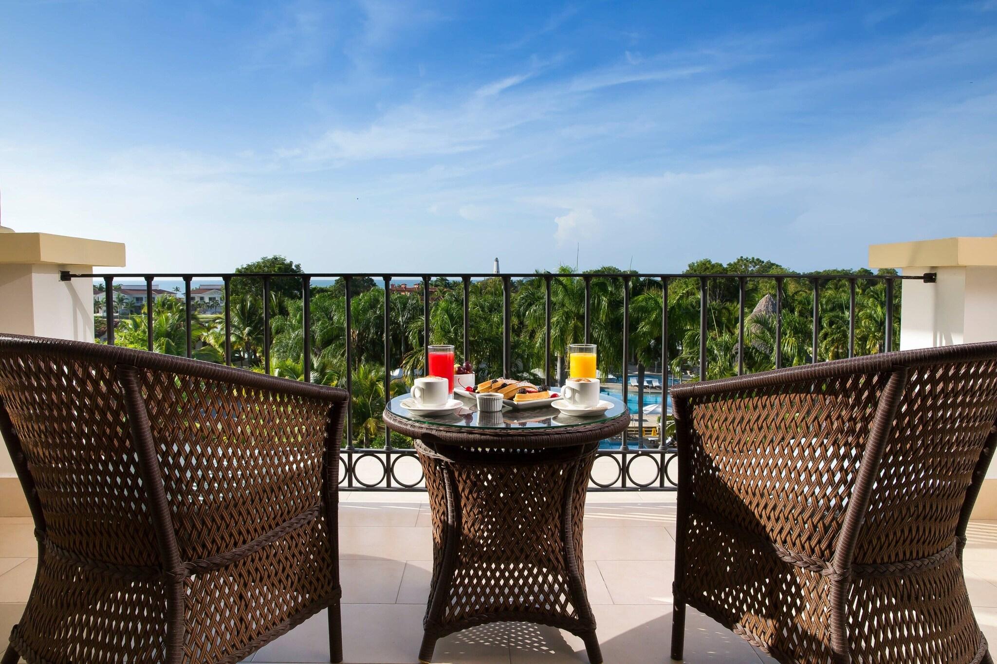 Suite King Bed One Bedroom 