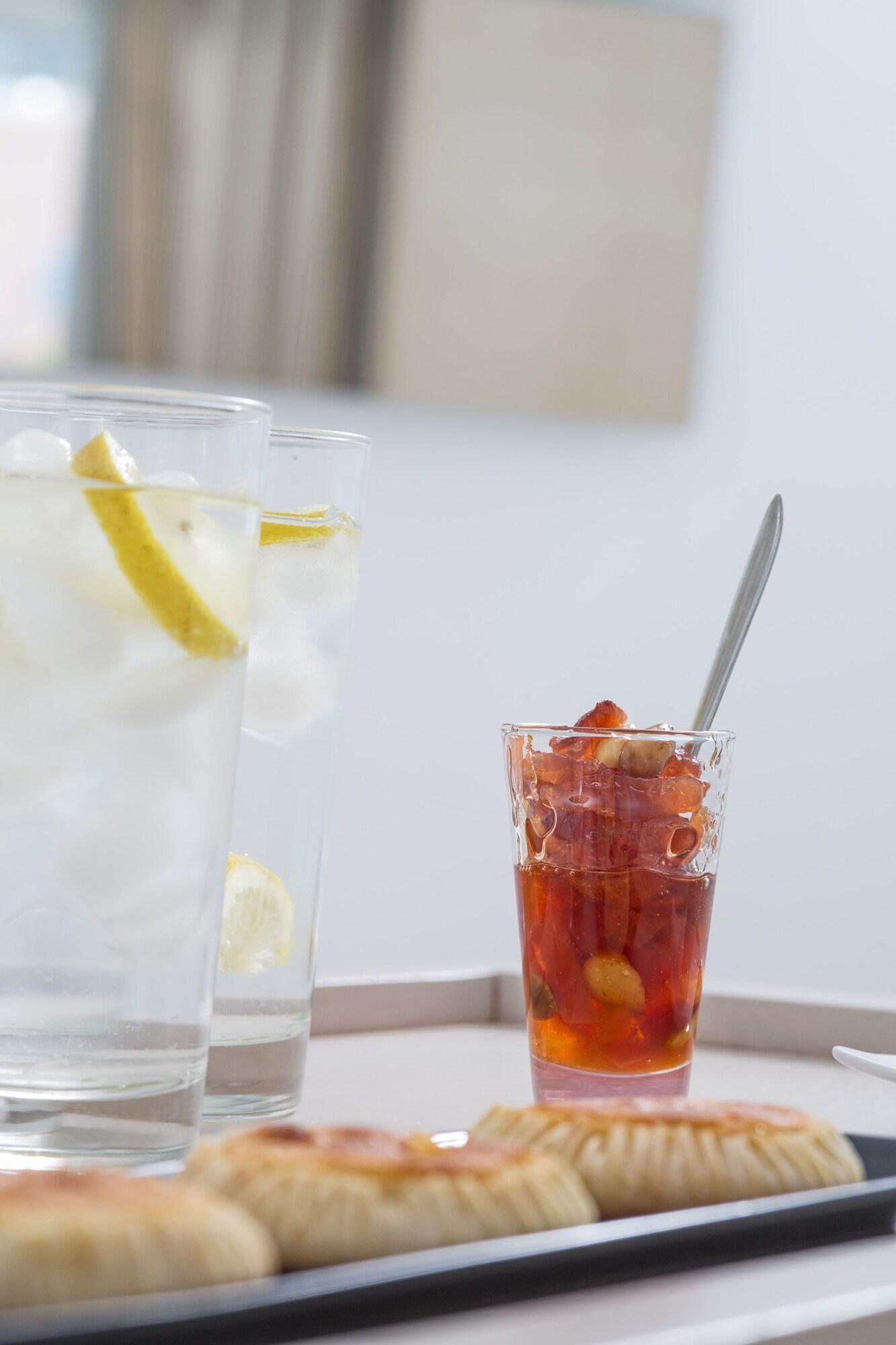 Triple Queen Size Bed