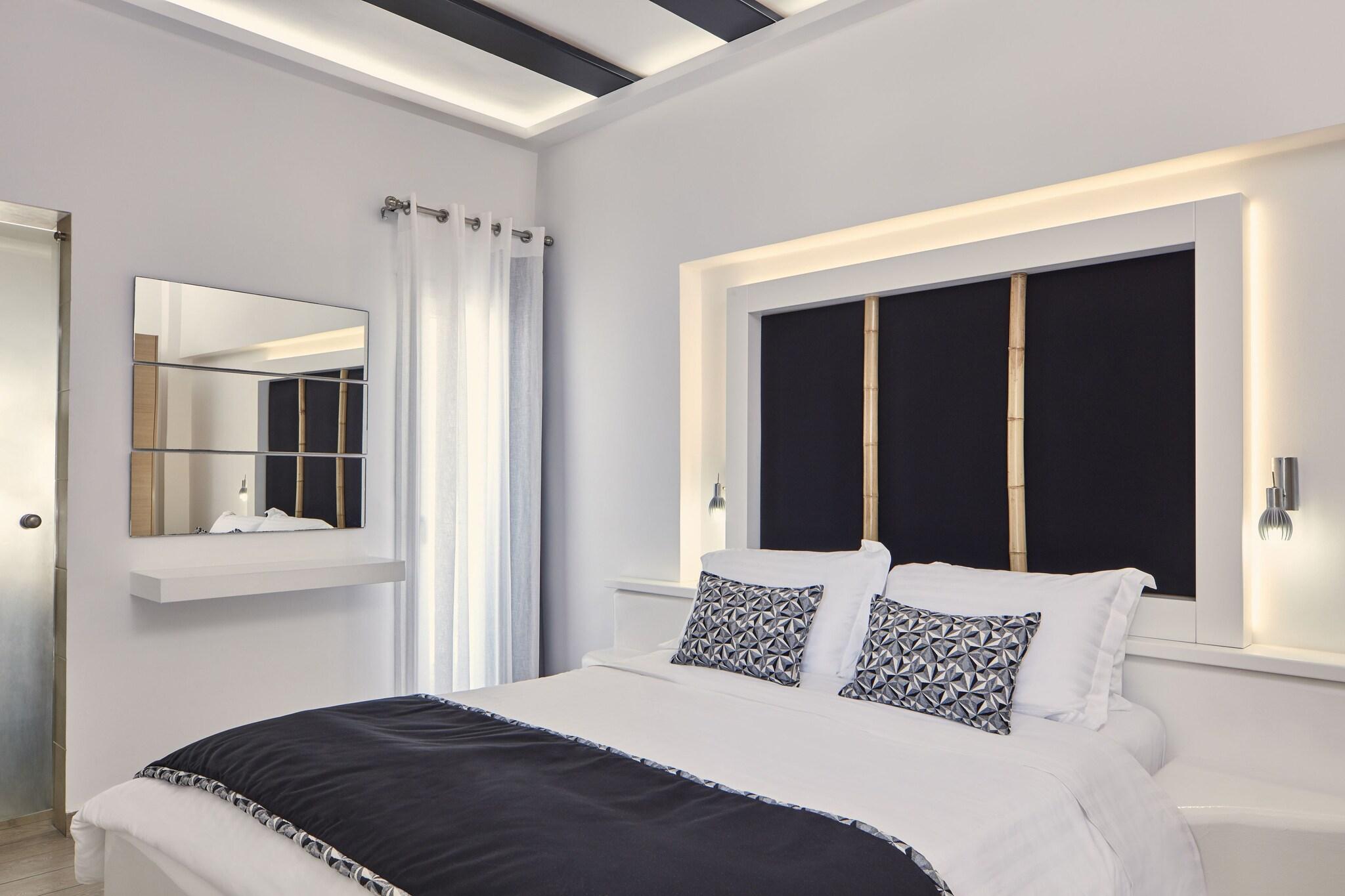 Triple Queen Size Bed