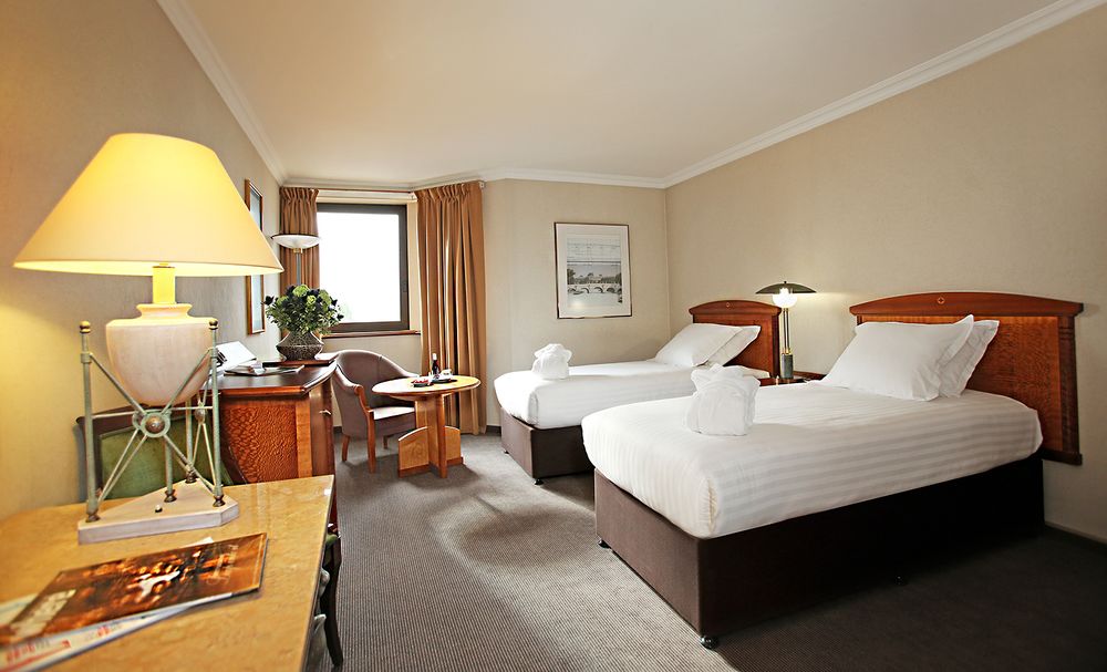 Double or Twin Standard