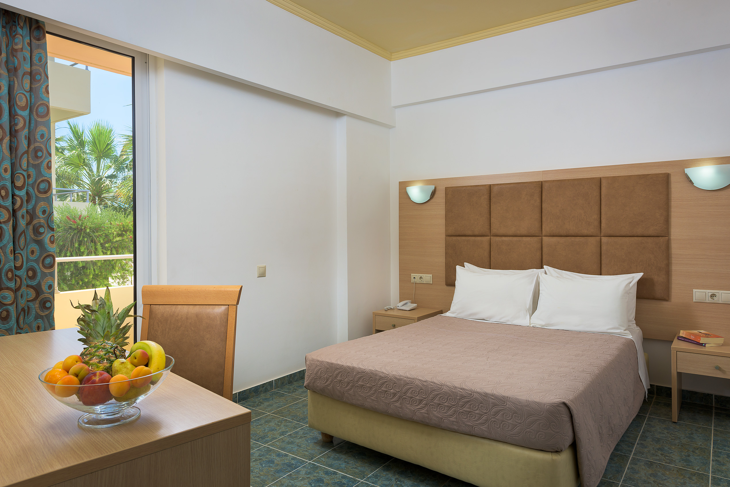 Double or Twin Standard