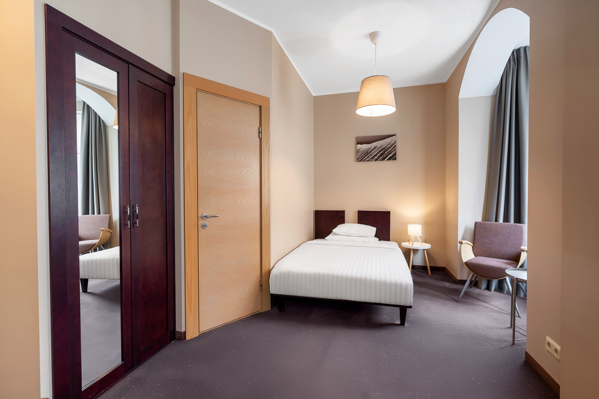 Double Single Economy