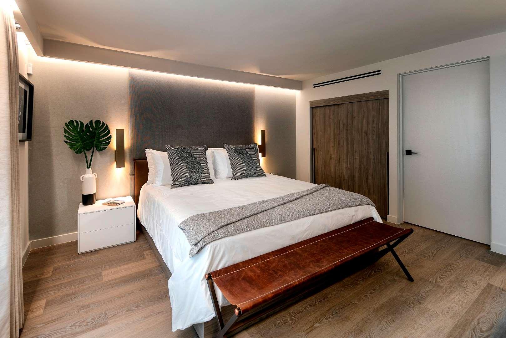 Double King Size Bed