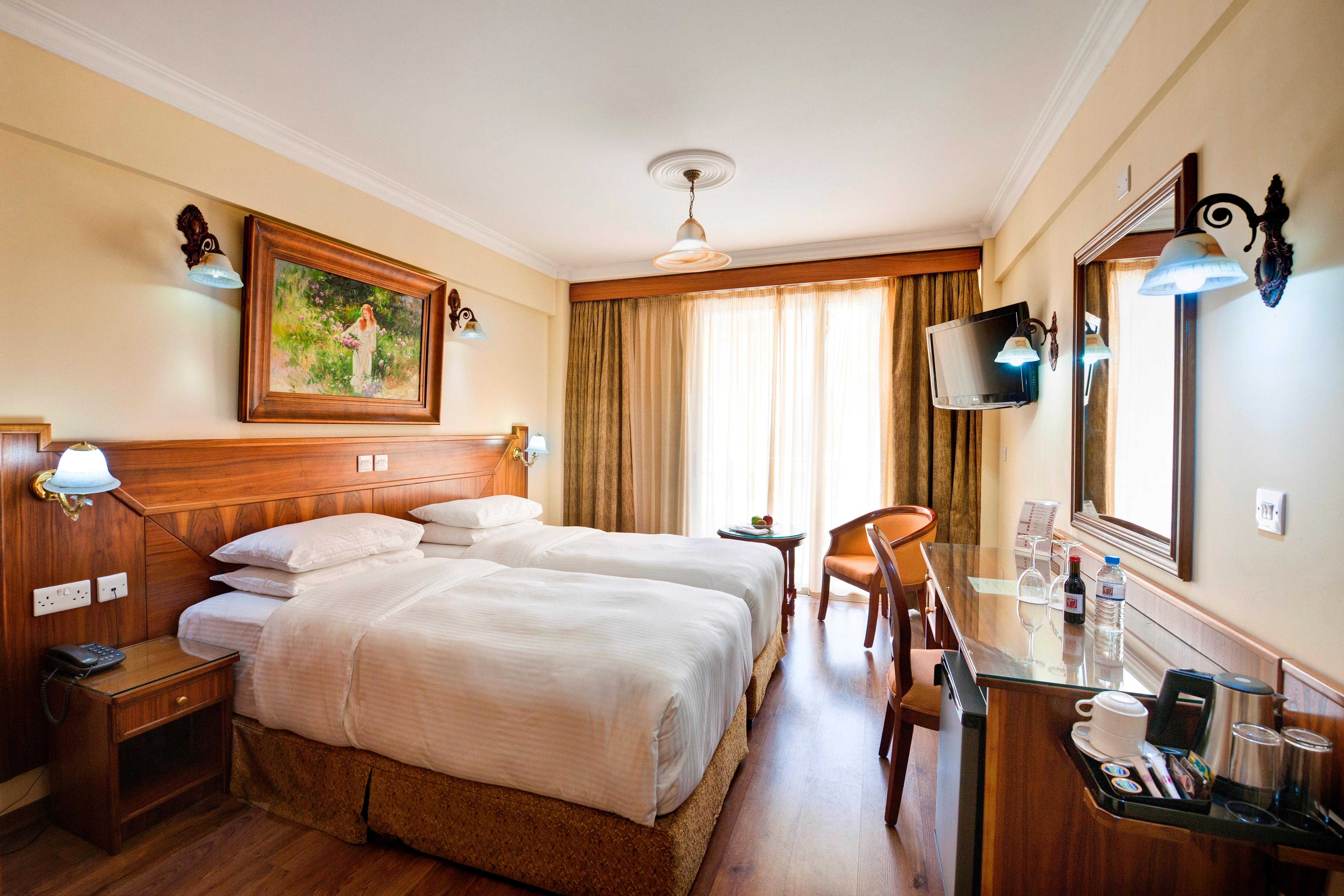 Double or Twin Standard