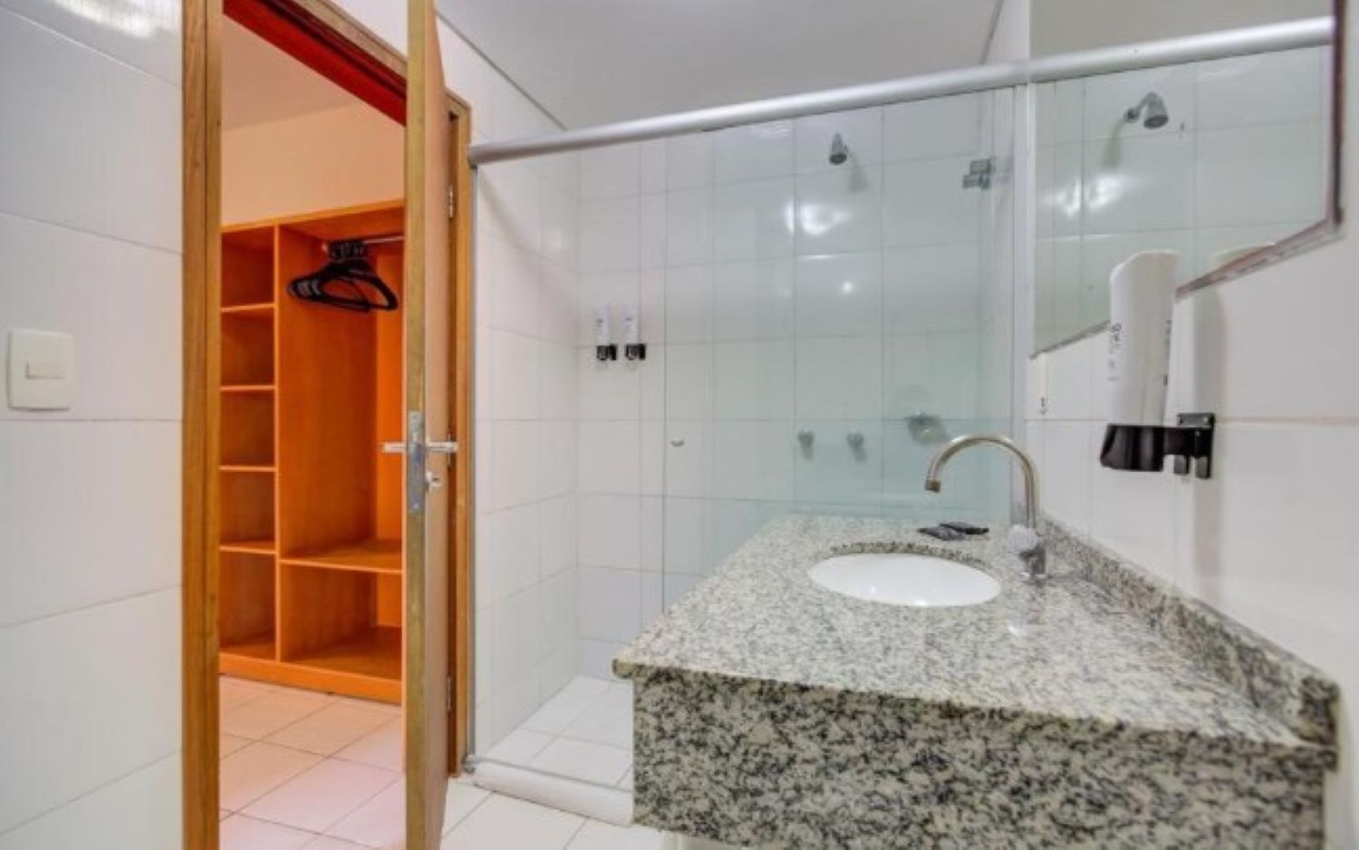 Family Room Capacity 1