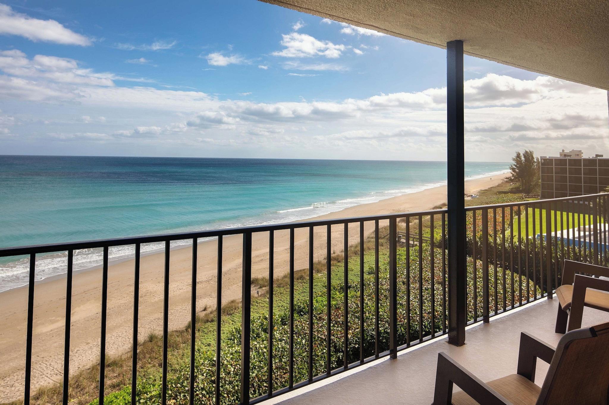 Villa Partial Ocean View Two Double Beds