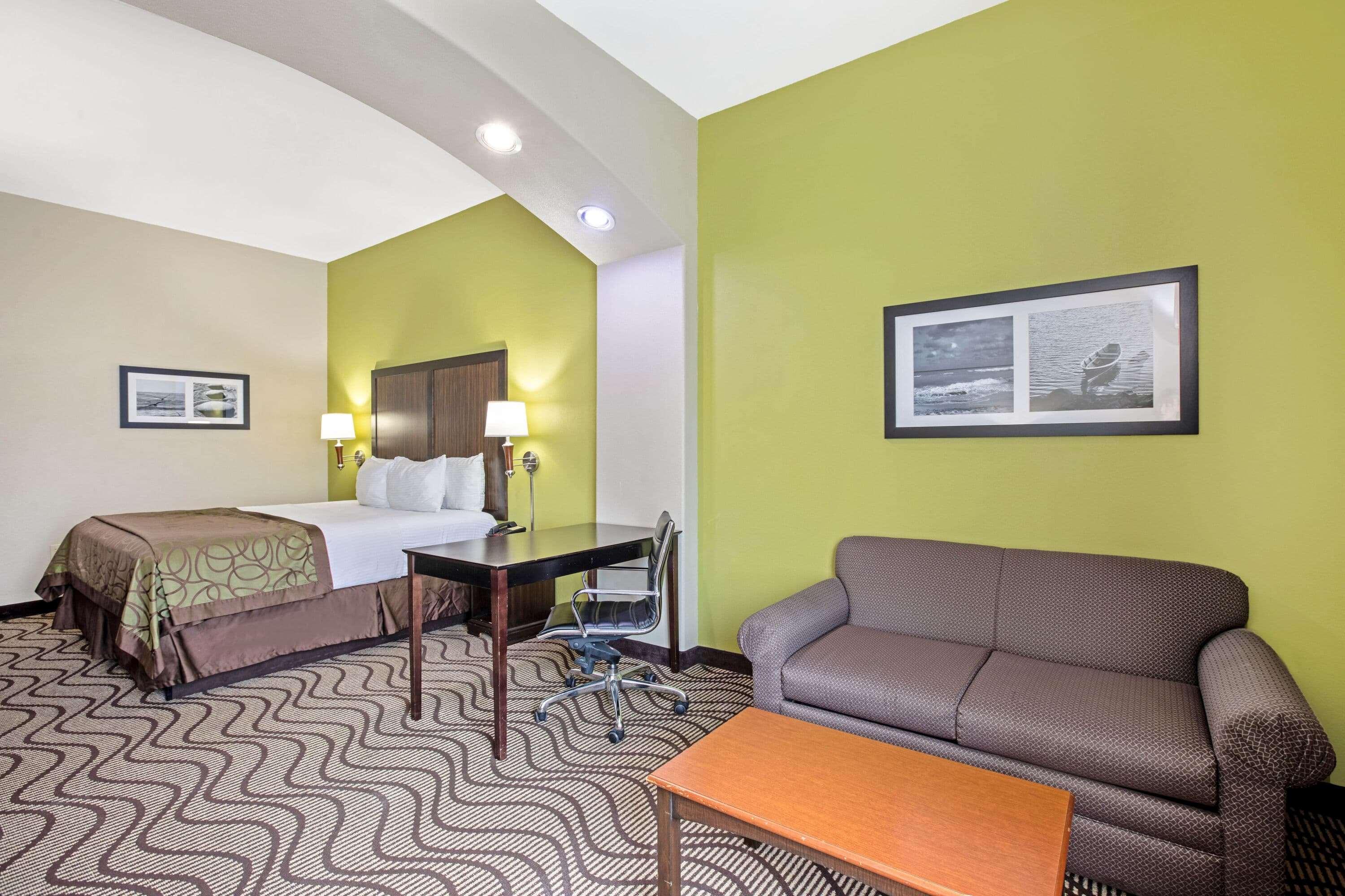 Suite Deluxe King Bed