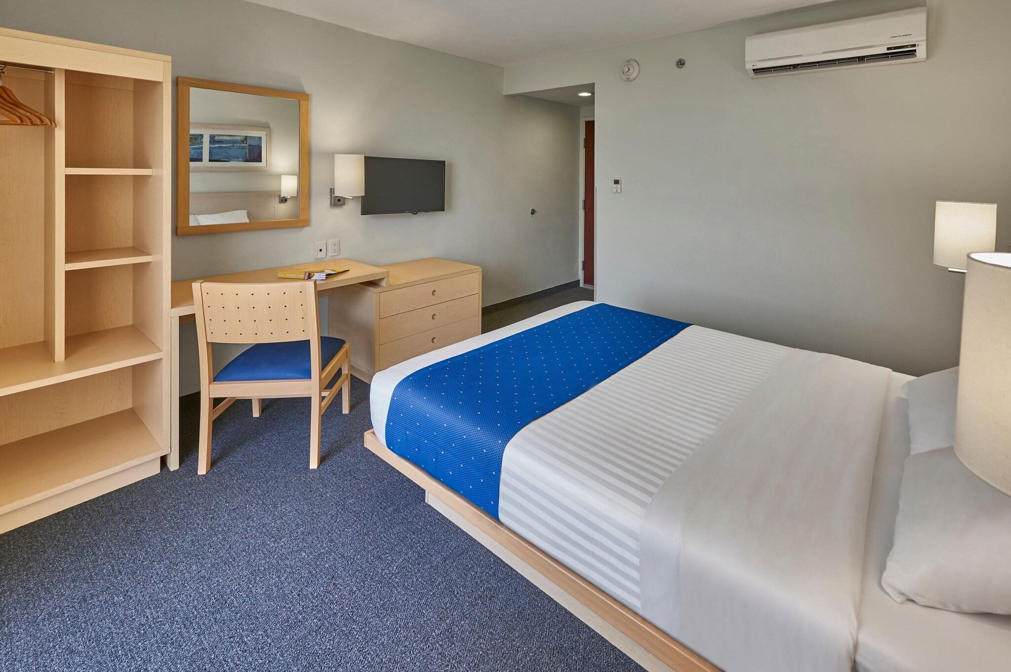 Double Queen Size Bed