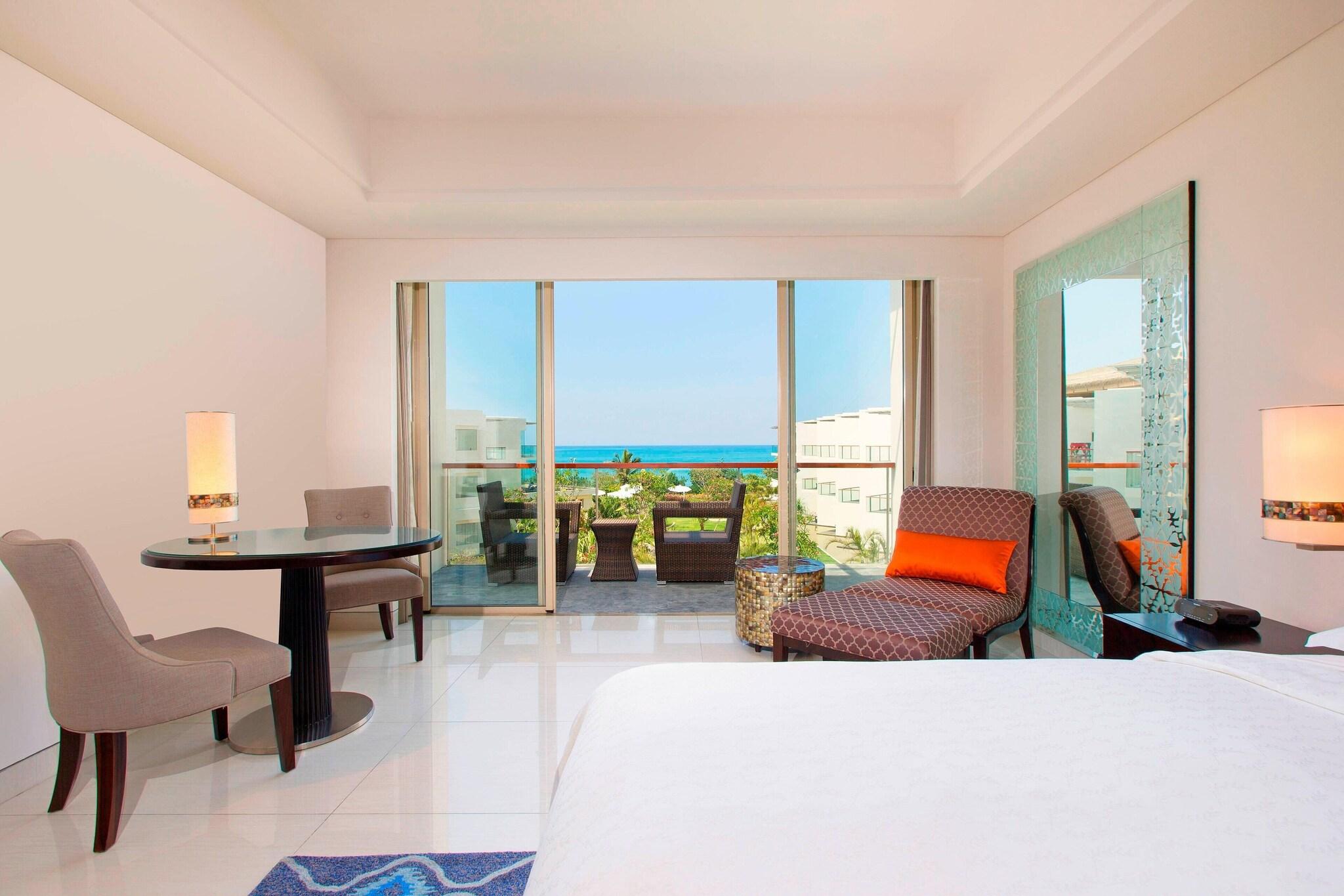 Double Ocean View King Bed