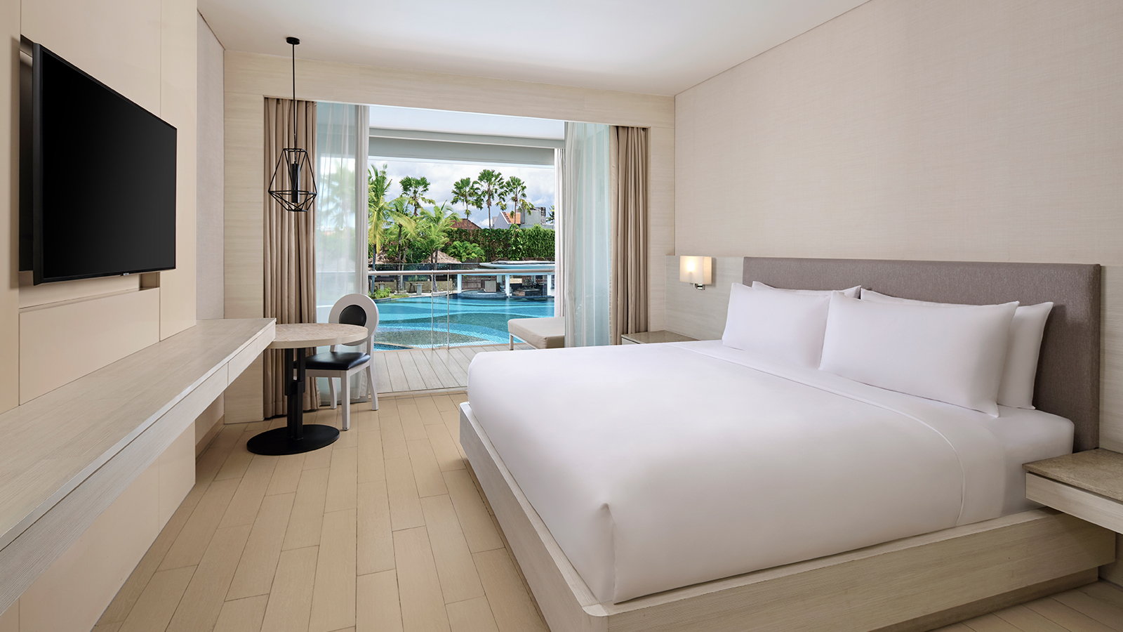 Room Deluxe Pool View
