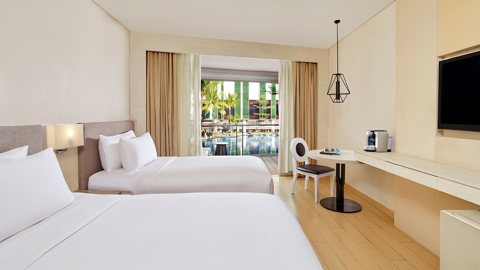 Twin Deluxe Pool View